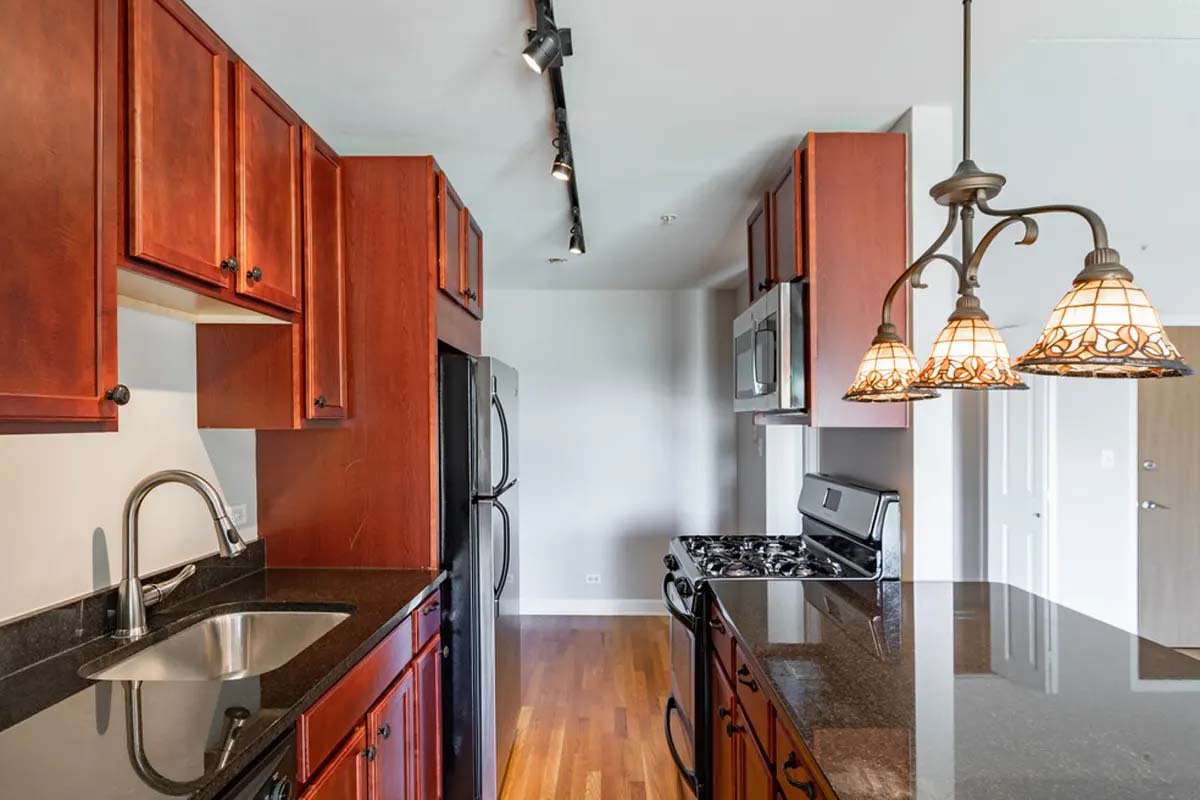 Beautiful kitchen with appliances at 21 Kristin Apartments in Schaumburg, Illinois