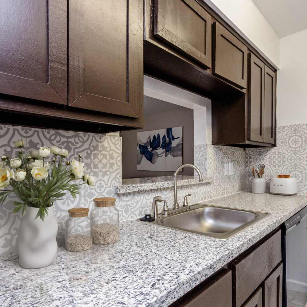 Modern kitchen at The Atrium At 5606 in Houston, Texas