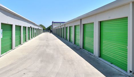 Storage Hub in San Antonio, Texas Exterior Storage Units