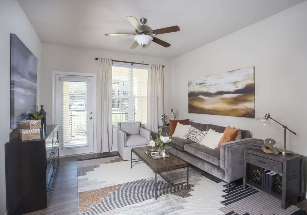 Living room with wall arts at Lakeside Villas in Baton Rouge, Louisiana
