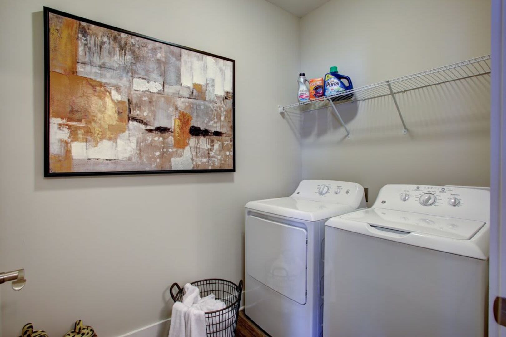 In-unit laundry Avonlea Creekside in Marietta, Georgia