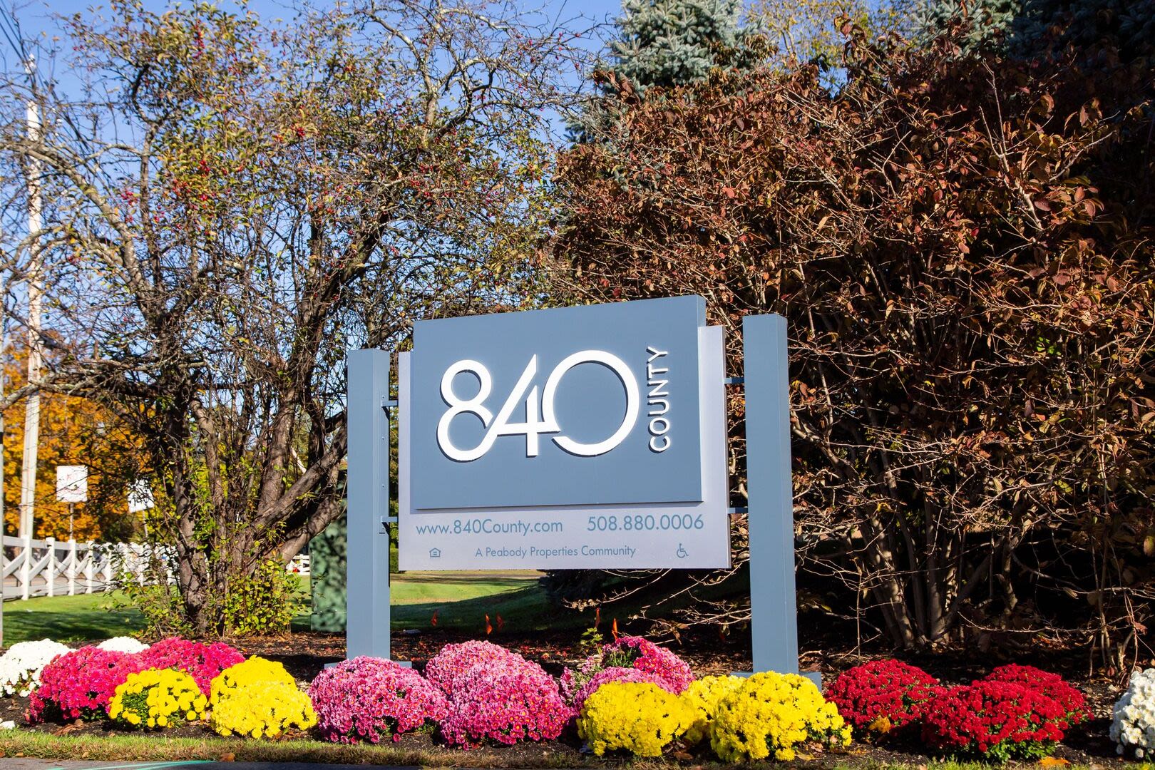 Sign board of the apartment at 840 County in Taunton, Massachusetts