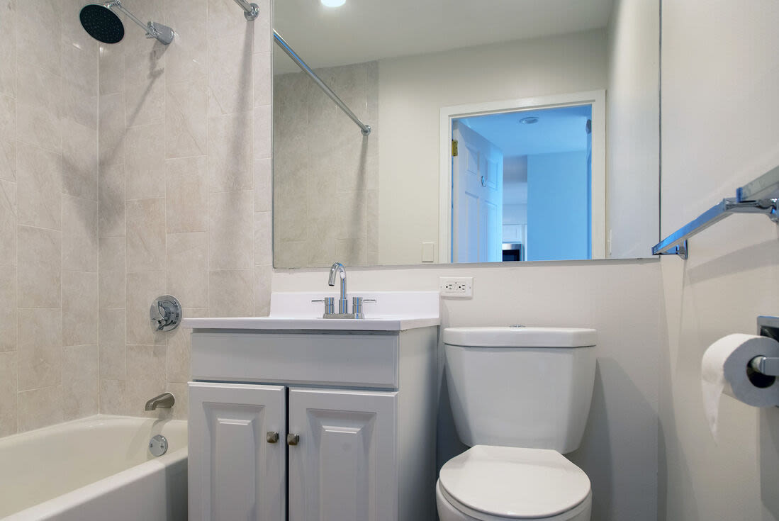 Bathroom with gray accents Christopher Columbus Plaza in Boston, Massachusetts