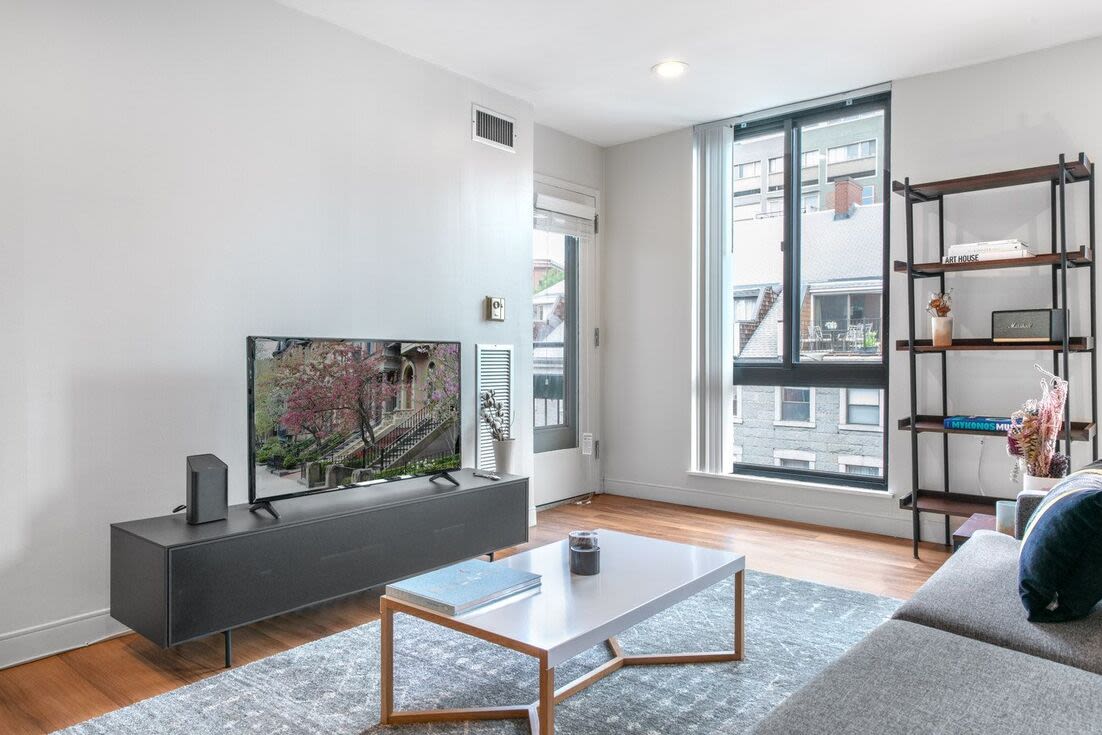 Living space with coffee table Christopher Columbus Plaza in Boston, Massachusetts