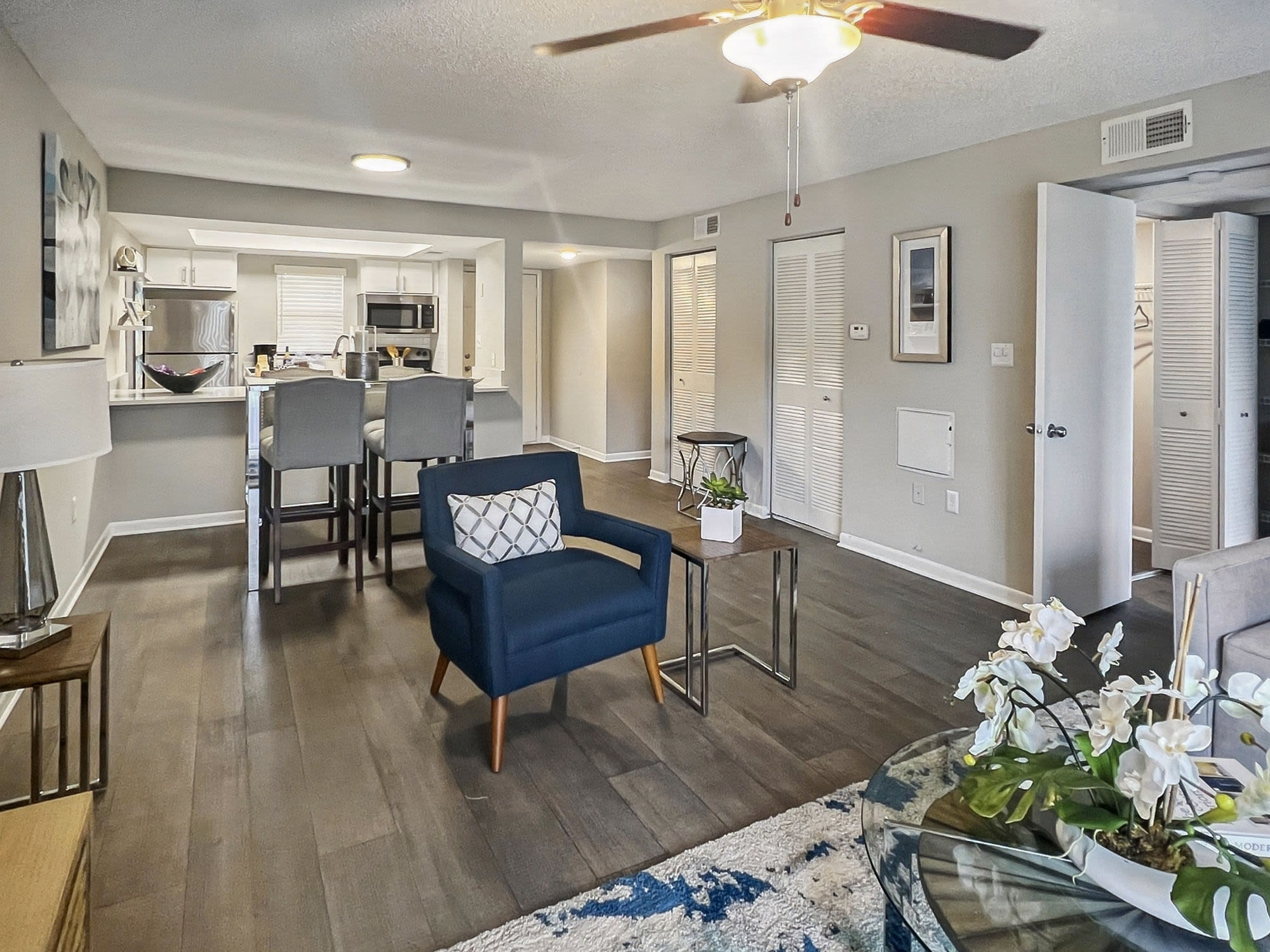 WestEnd Apartments 3 of 4