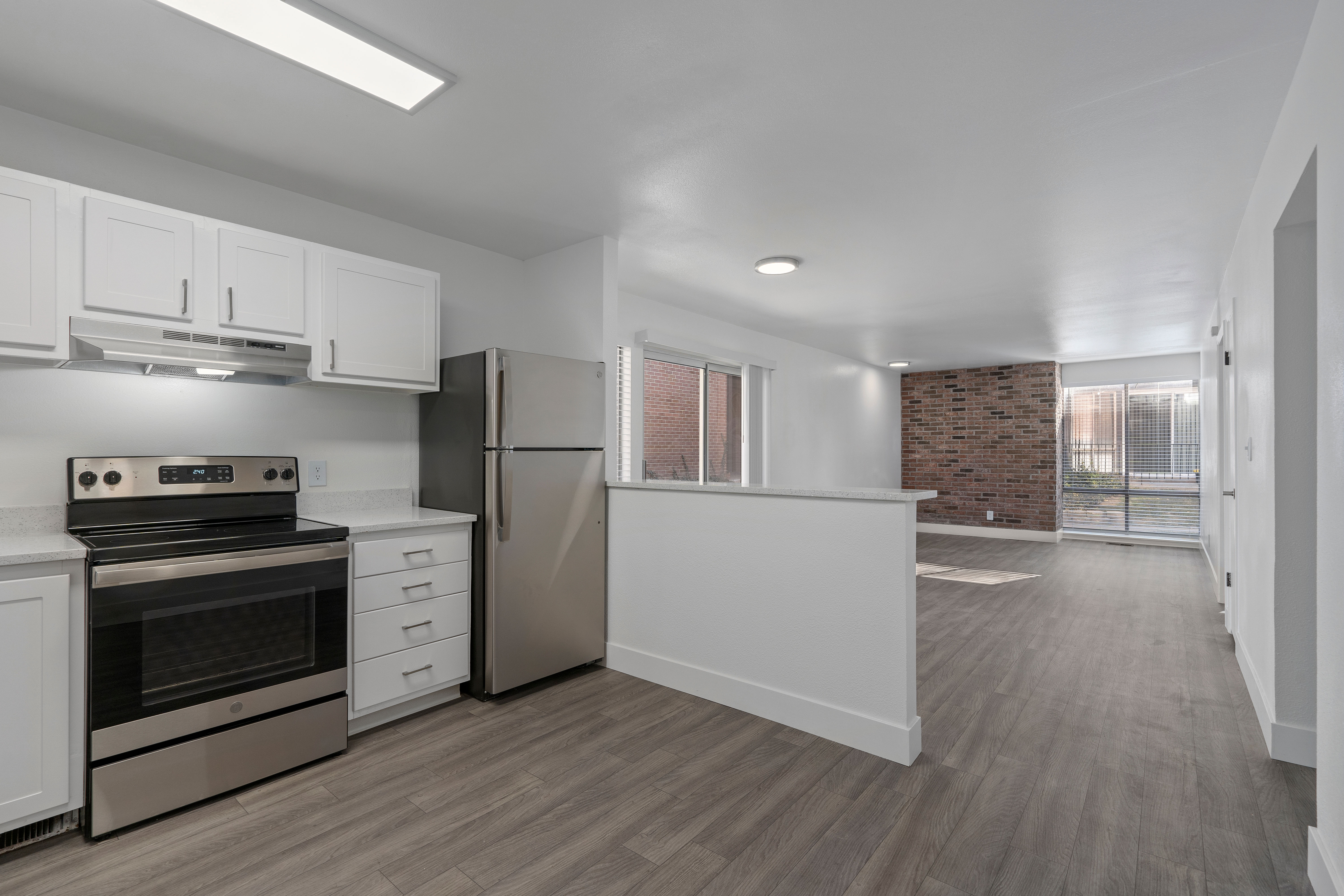 The Franklyn Apartments 3 of 7
