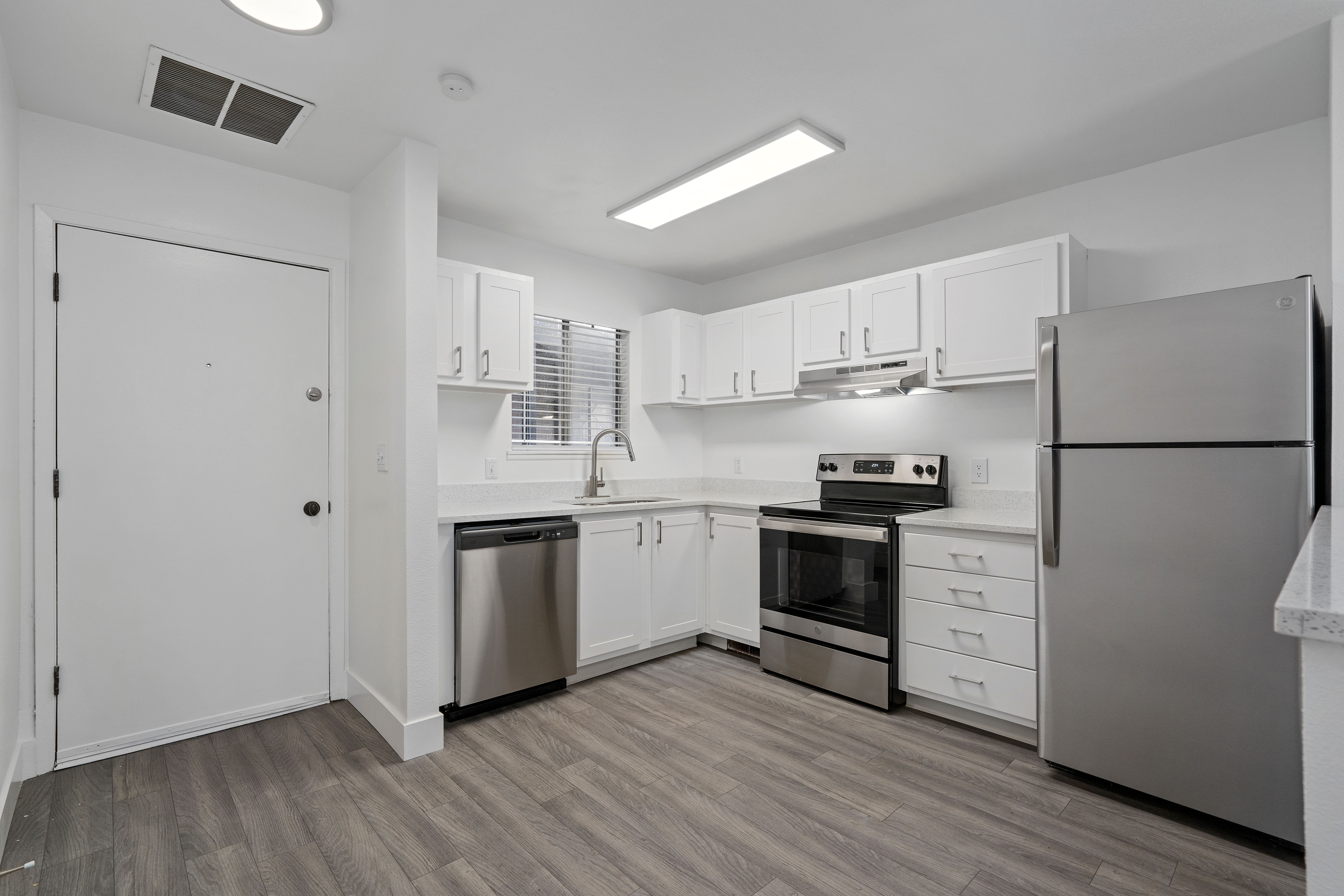 The Franklyn Apartments 7 of 7