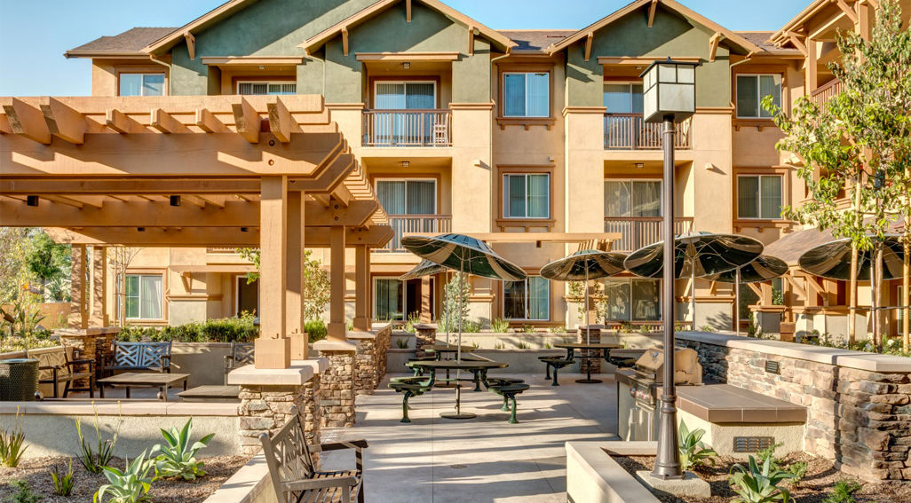 Broadway Villas 2 of 10