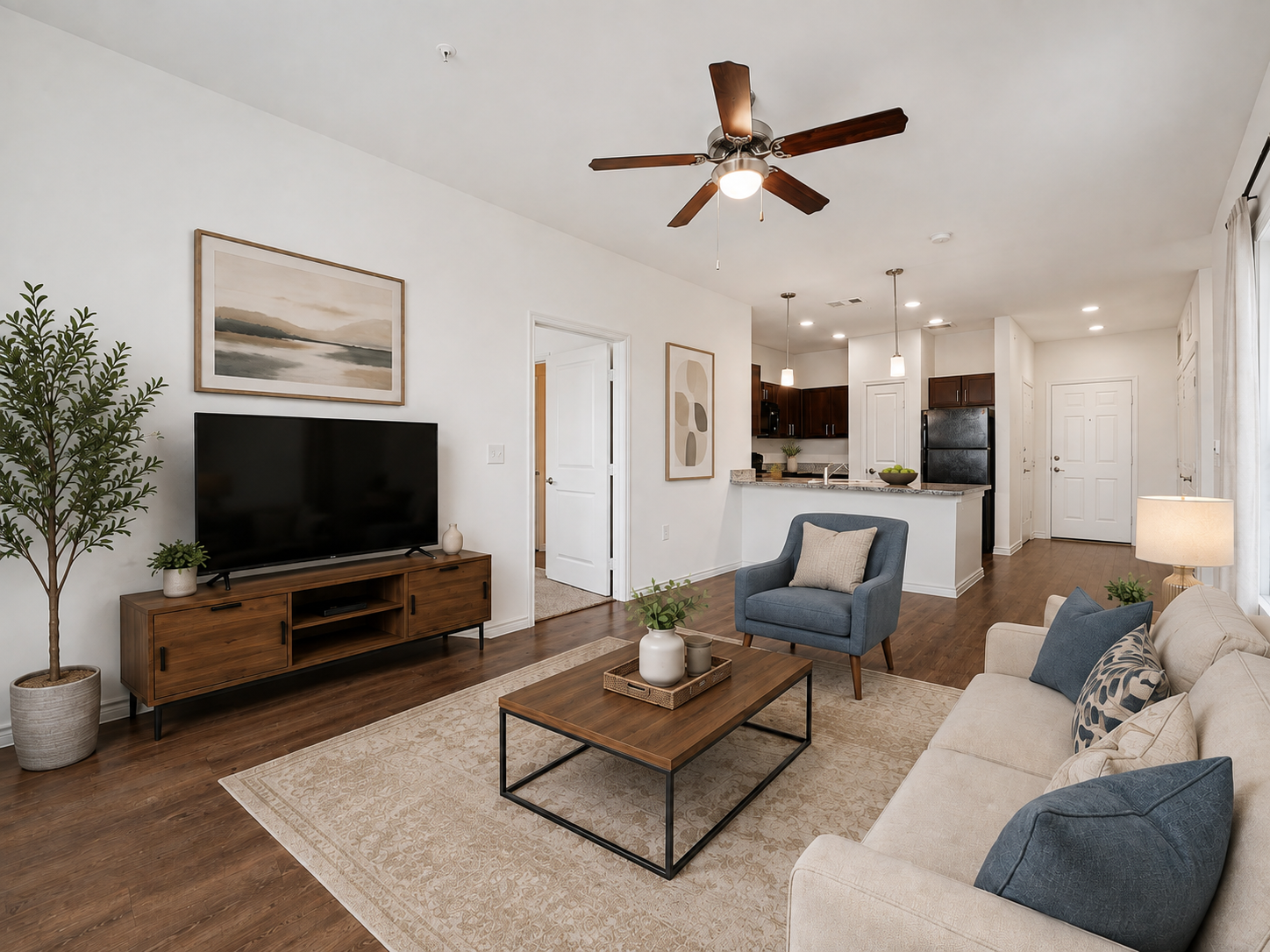 Green Oaks Apartments 6 of 12