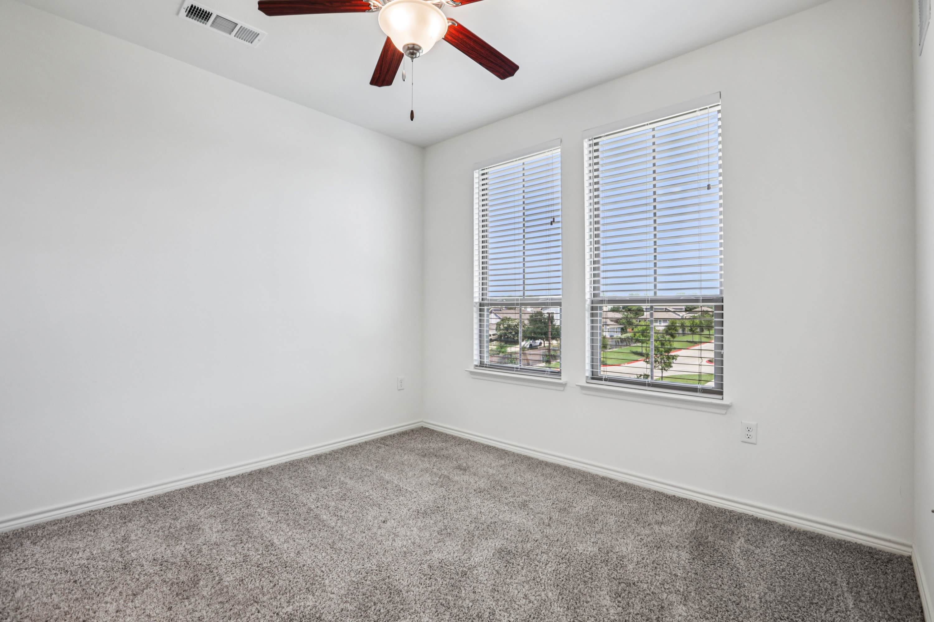 Limestone Ridge Apartments 36 of 44