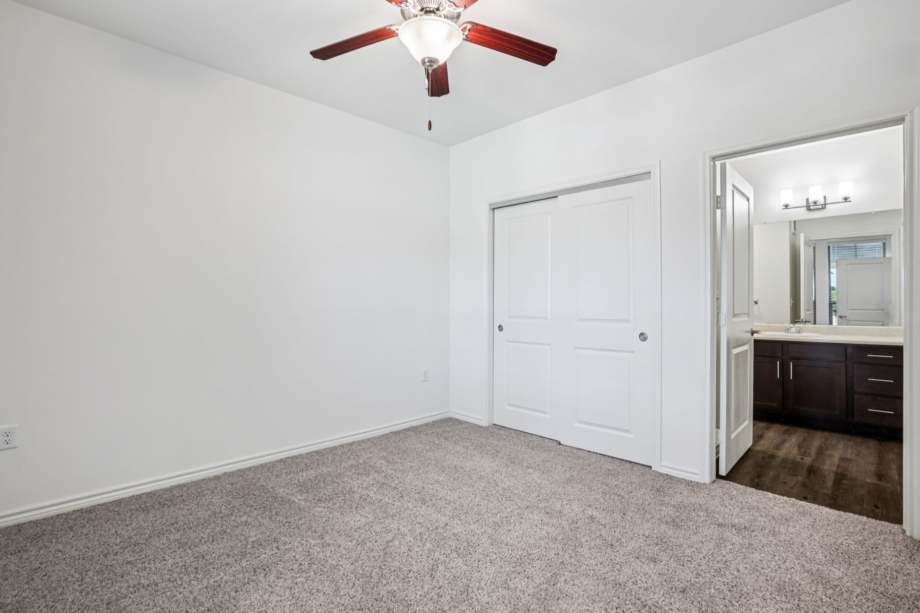 Limestone Ridge Apartments 38 of 44