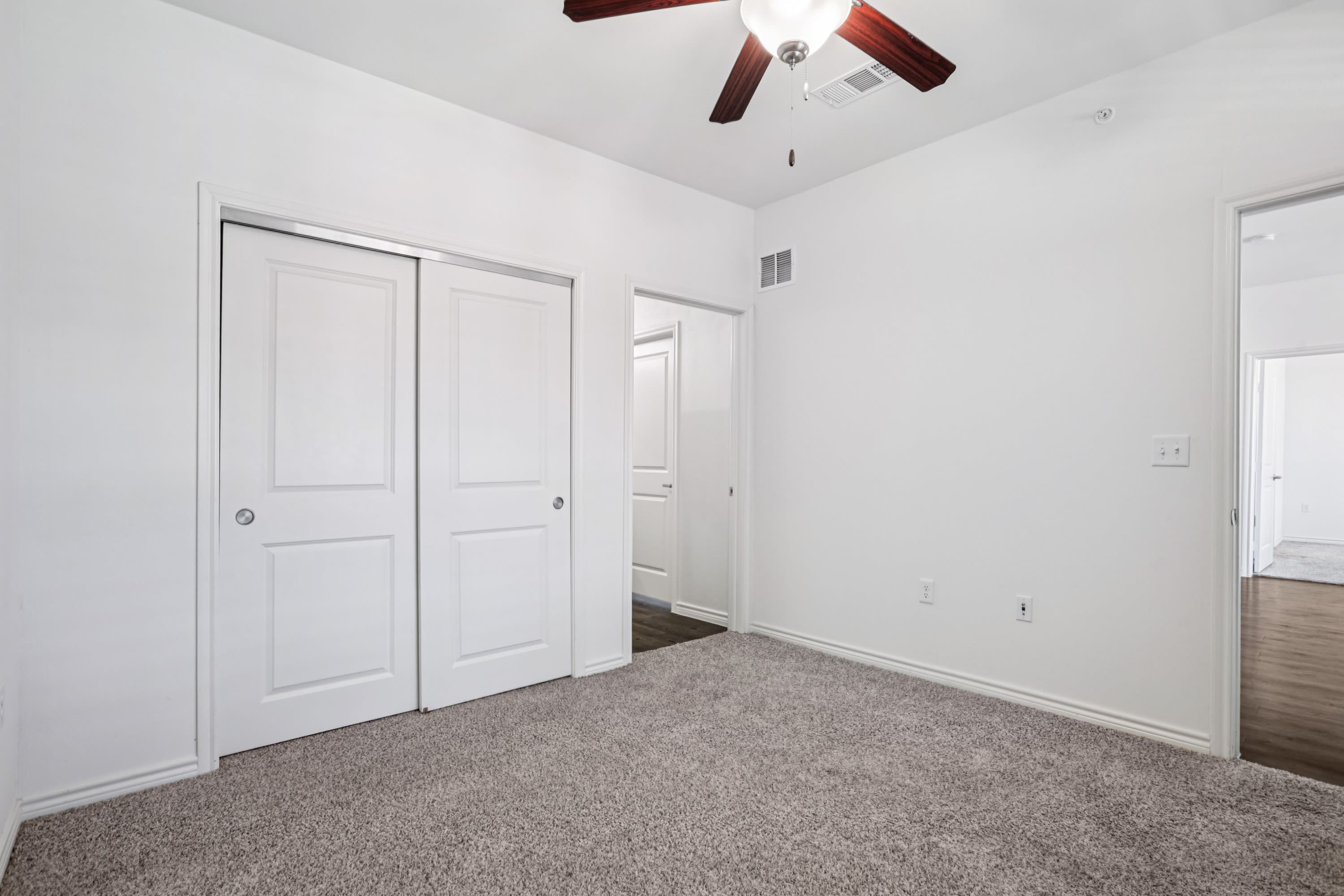 Limestone Ridge Apartments 39 of 44