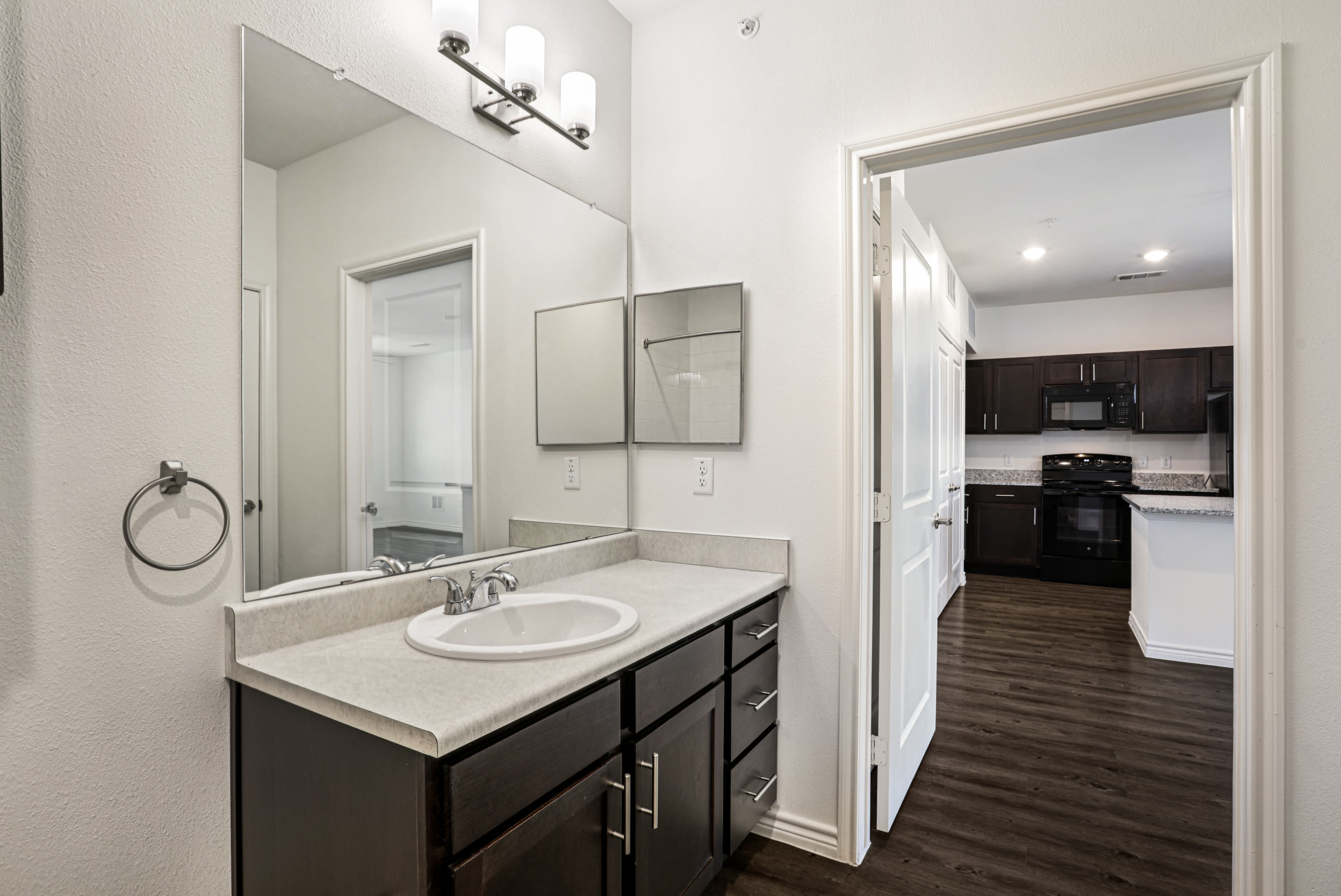 Limestone Ridge Apartments 41 of 44