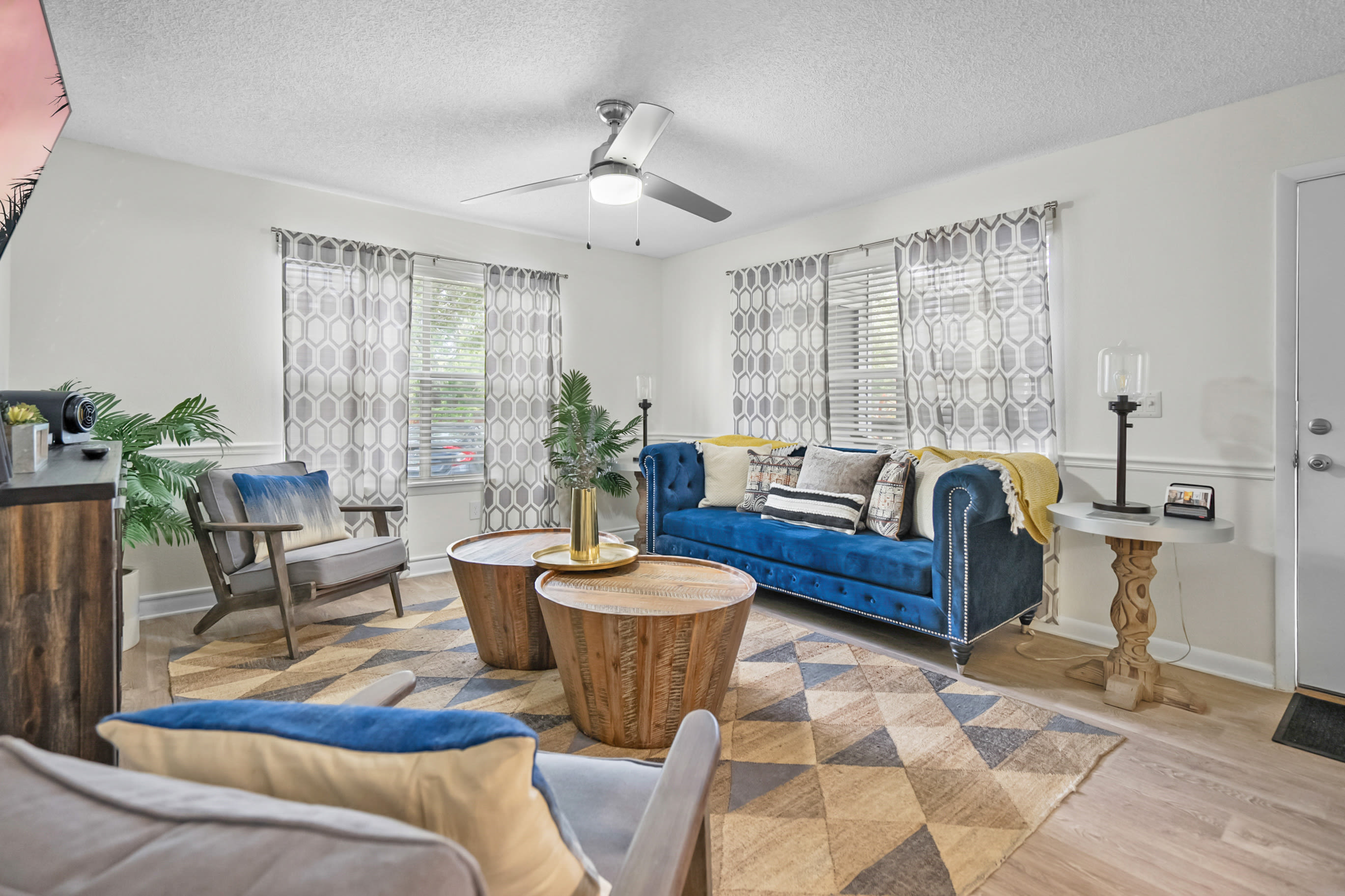 The Isle Apartments 10 of 10