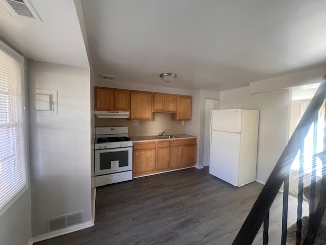 Pleasant View Townhomes 1 of 9