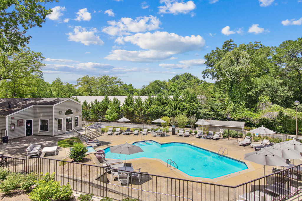 Towne Creek Apartment Homes 2 of 12