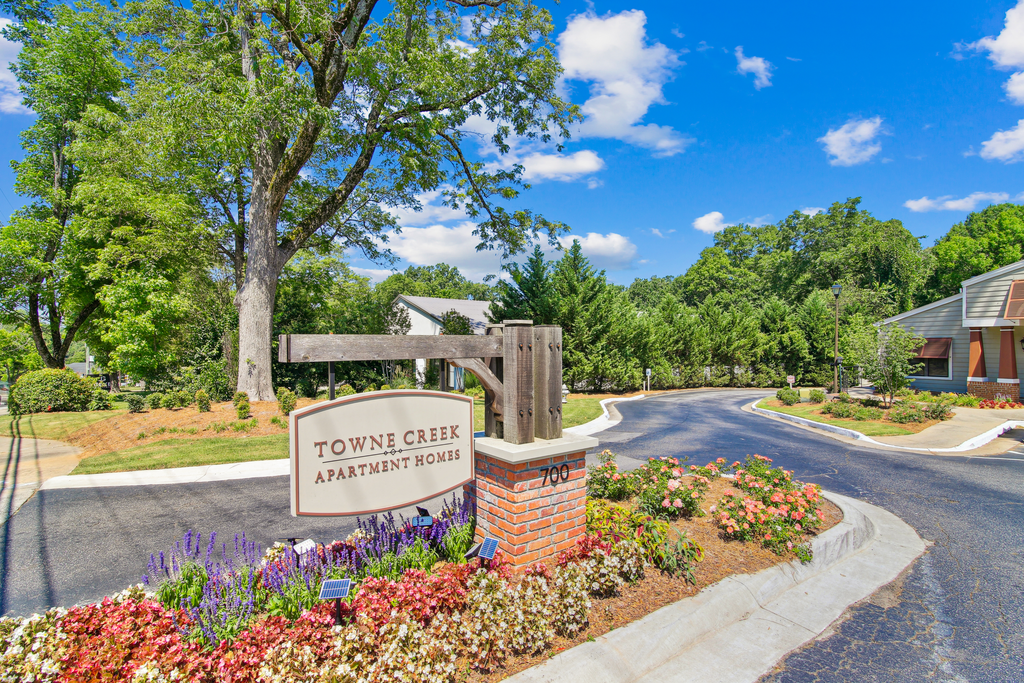 Towne Creek Apartment Homes 10 of 12