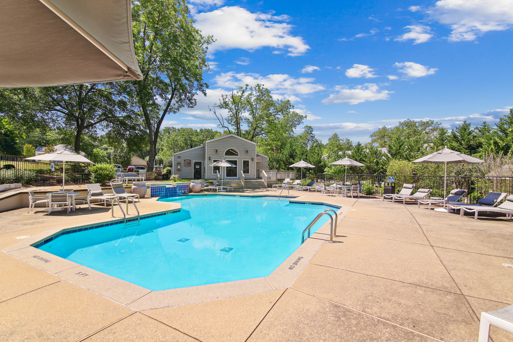 Towne Creek Apartment Homes 11 of 12