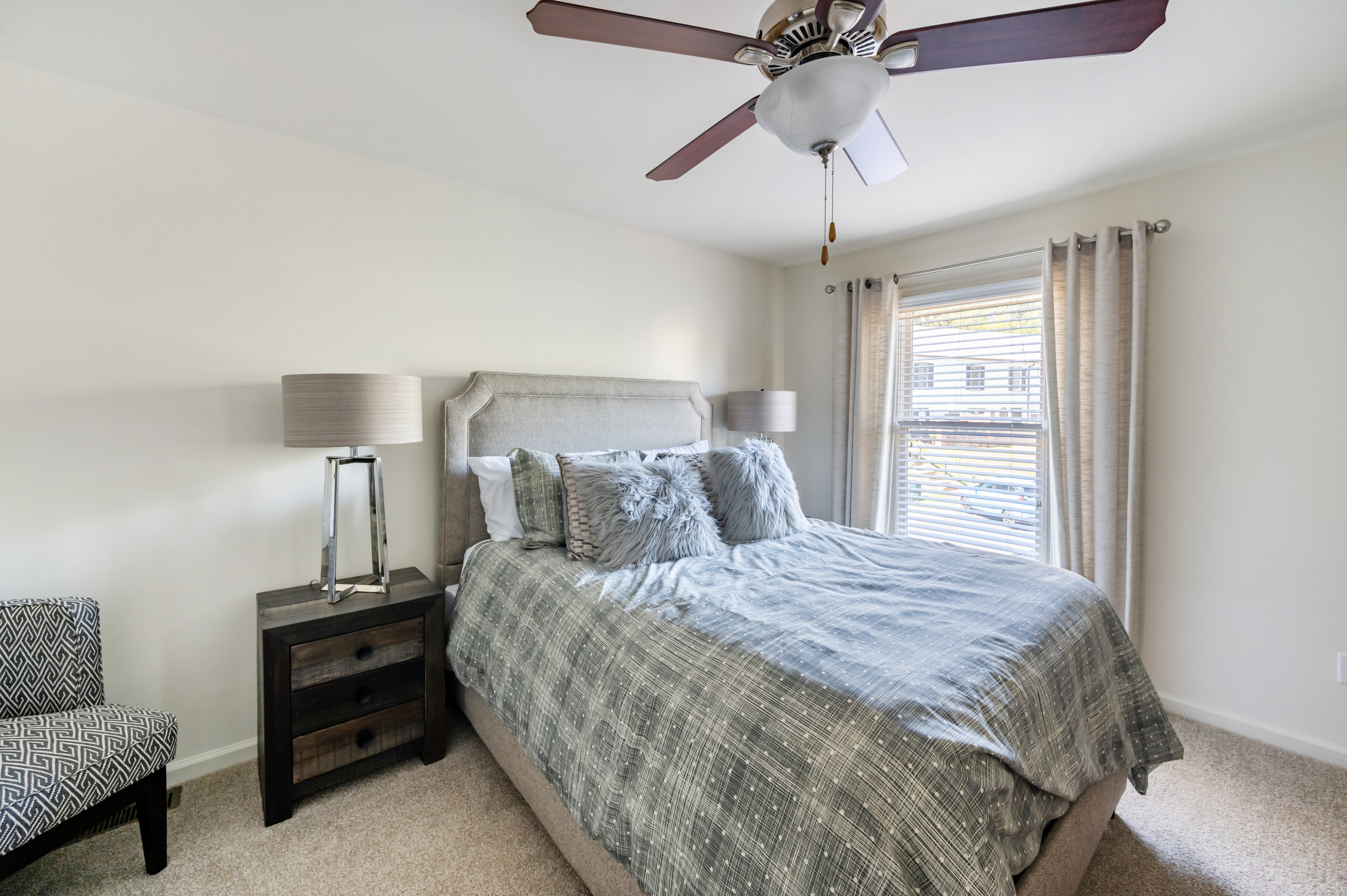 Smoky Crossing Apartment Homes 6 of 12