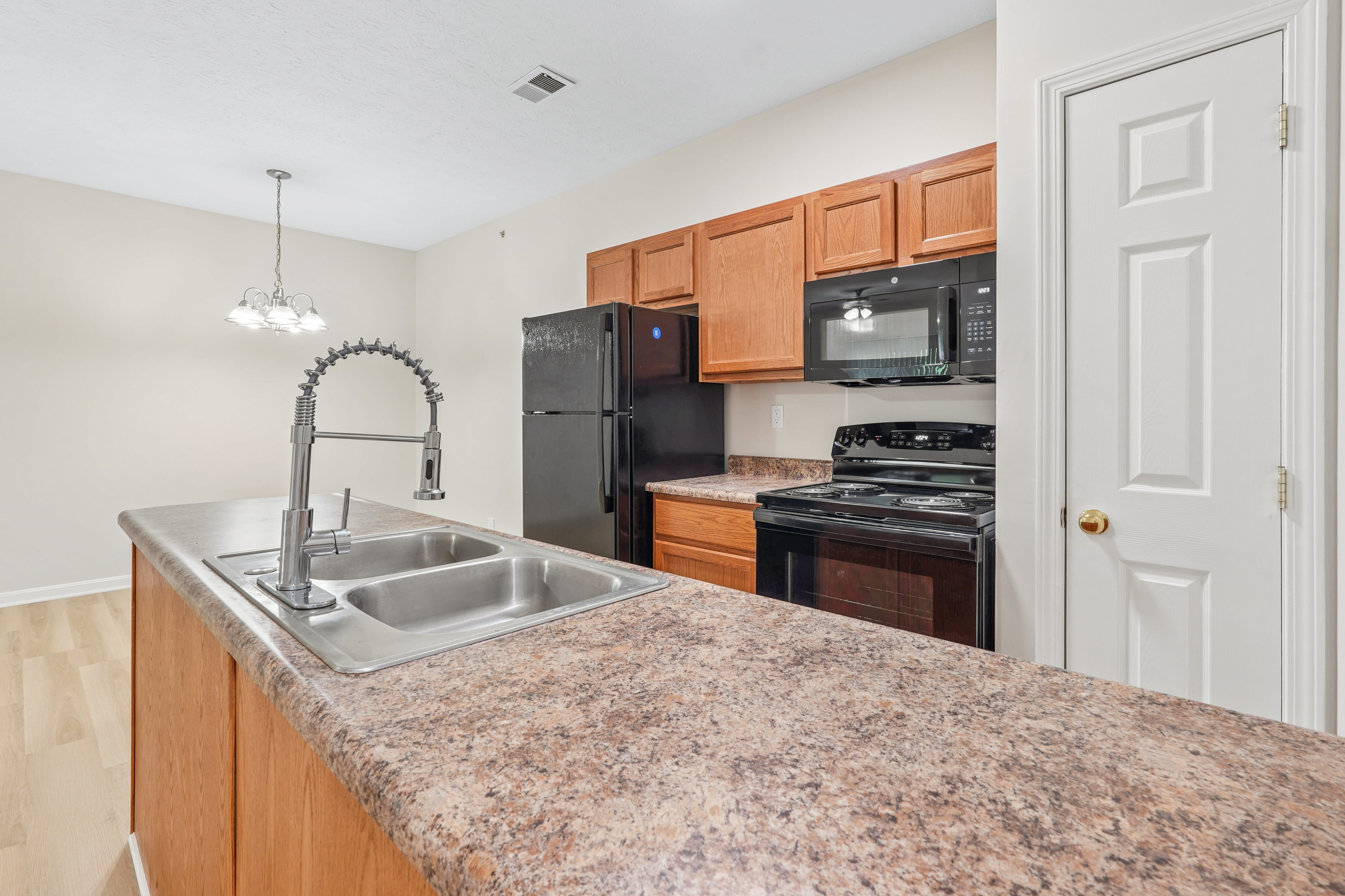 Orchard Hills Apartments 7 of 12