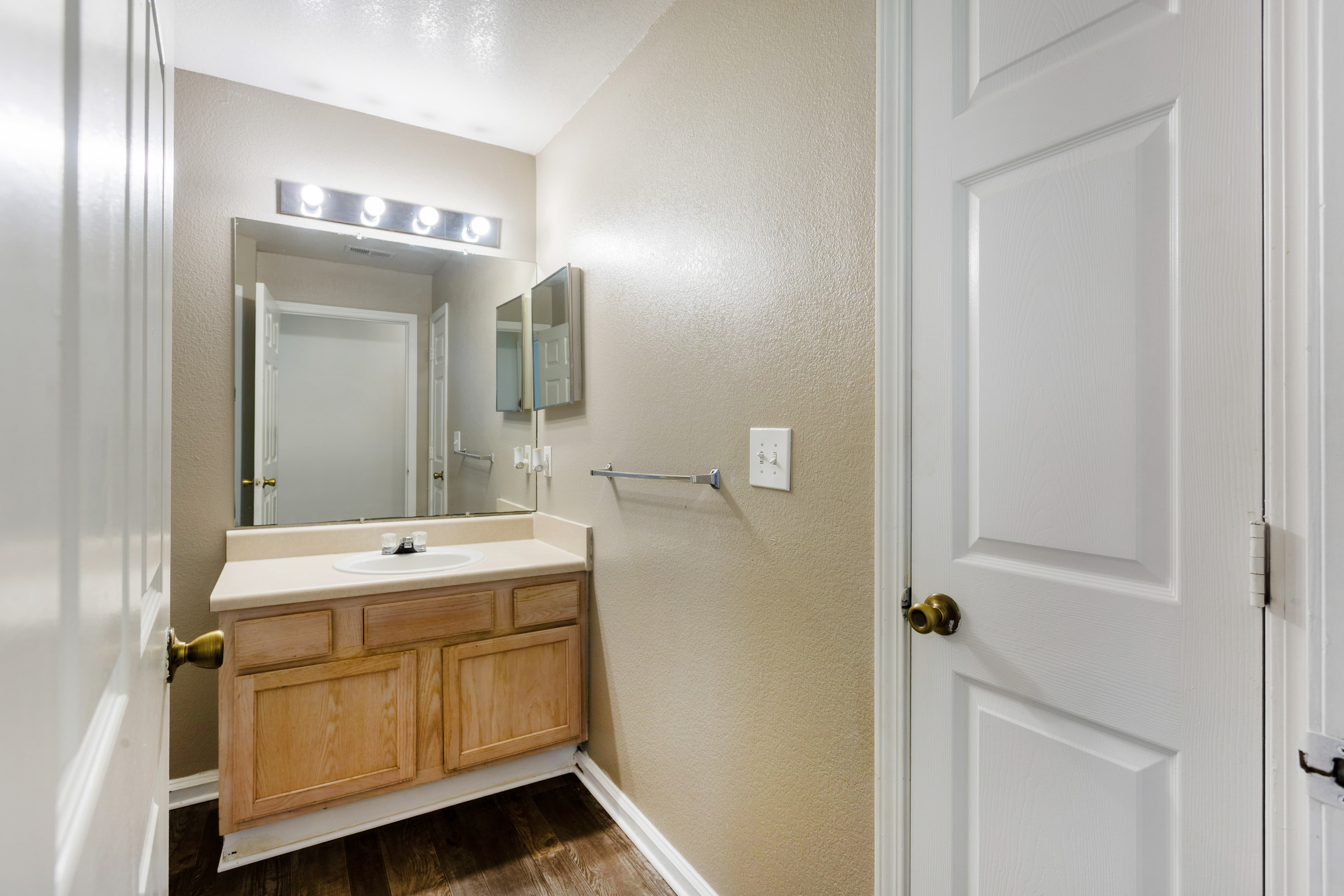 Palm Club Apartment Homes 8 of 12