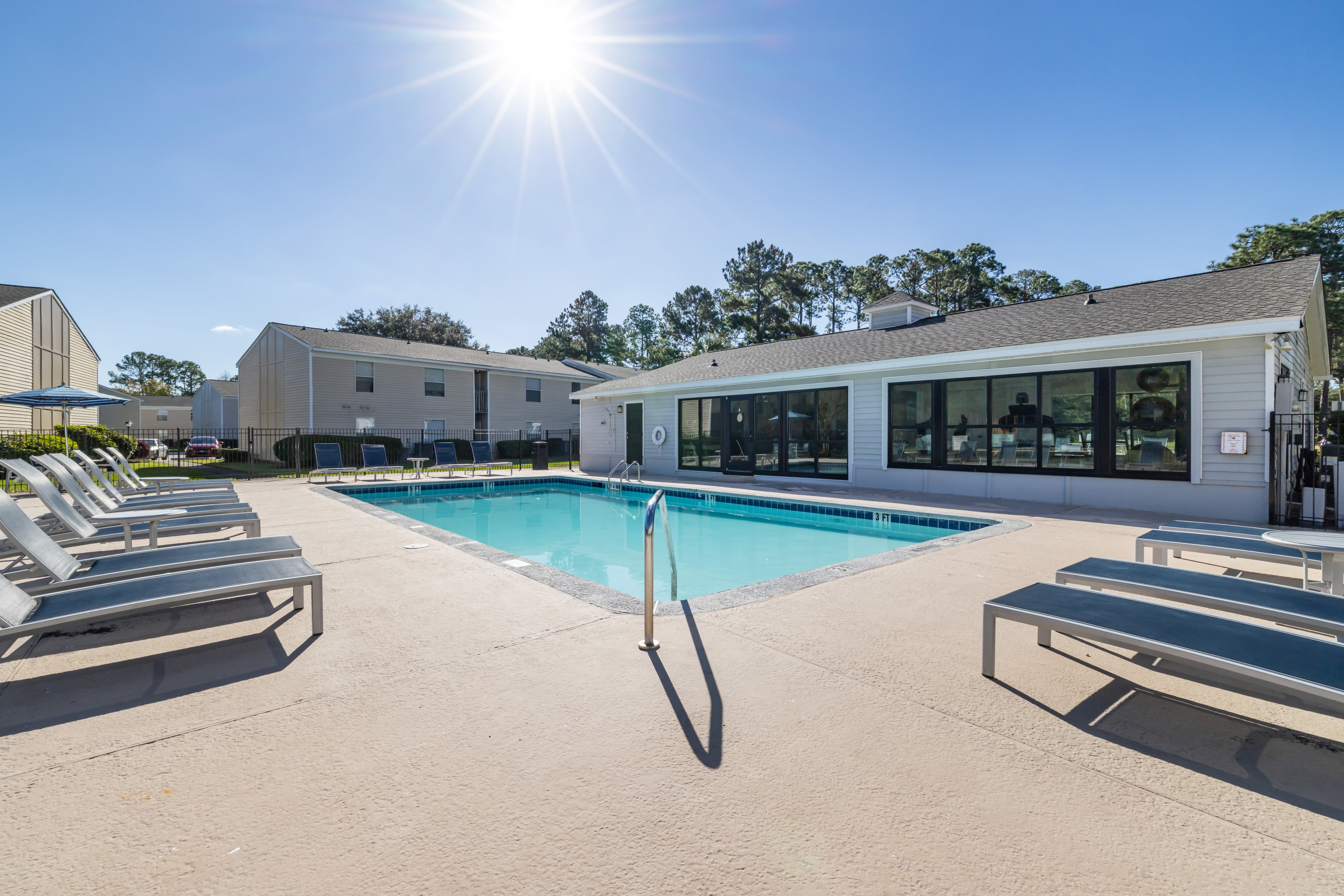 The Retreat at Hidden Bay Apartment Homes 3 of 12