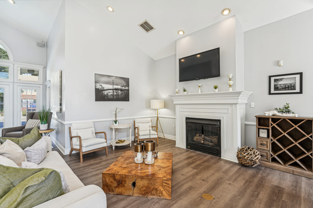 Woodland Crossing Apartment Homes 4 of 12