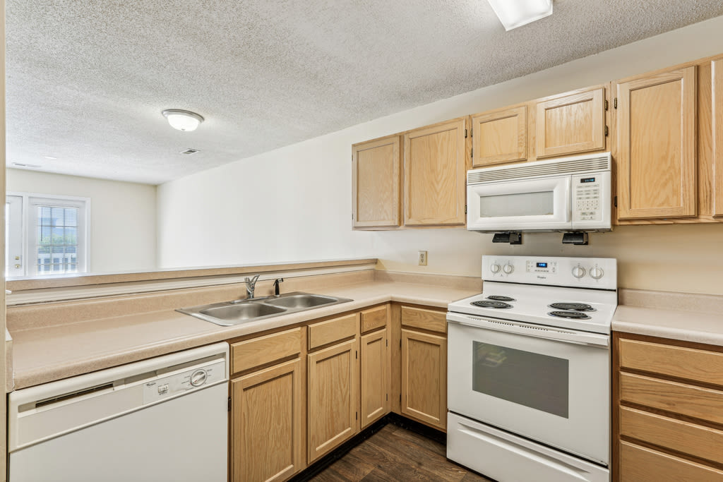 Woodland Crossing Apartment Homes 3 of 12