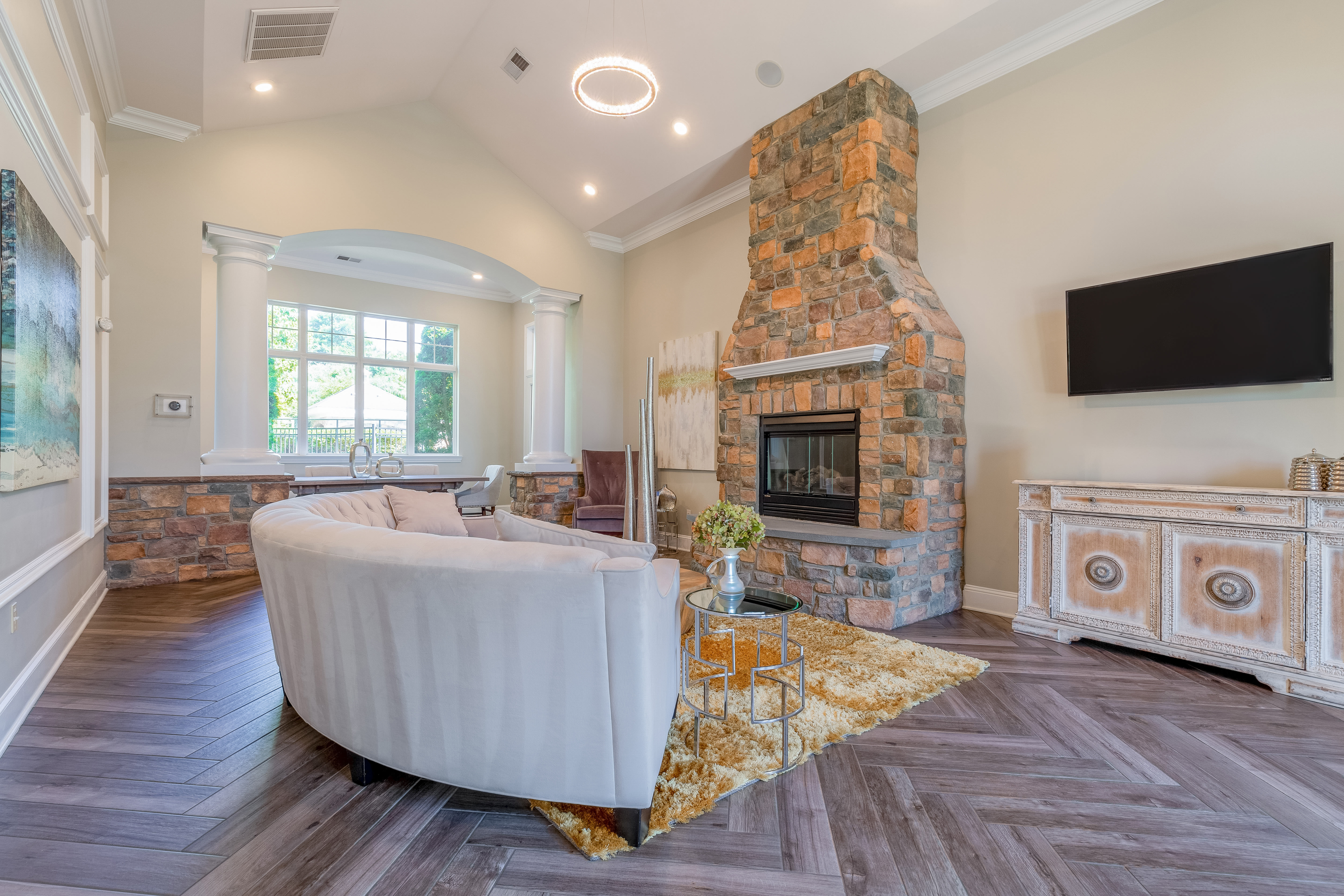 Clearbrook Apartments 9 of 12