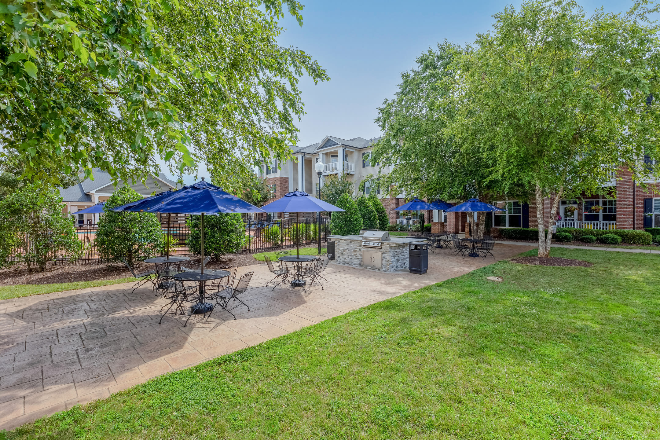 Grill area at Afton Ridge Apartments