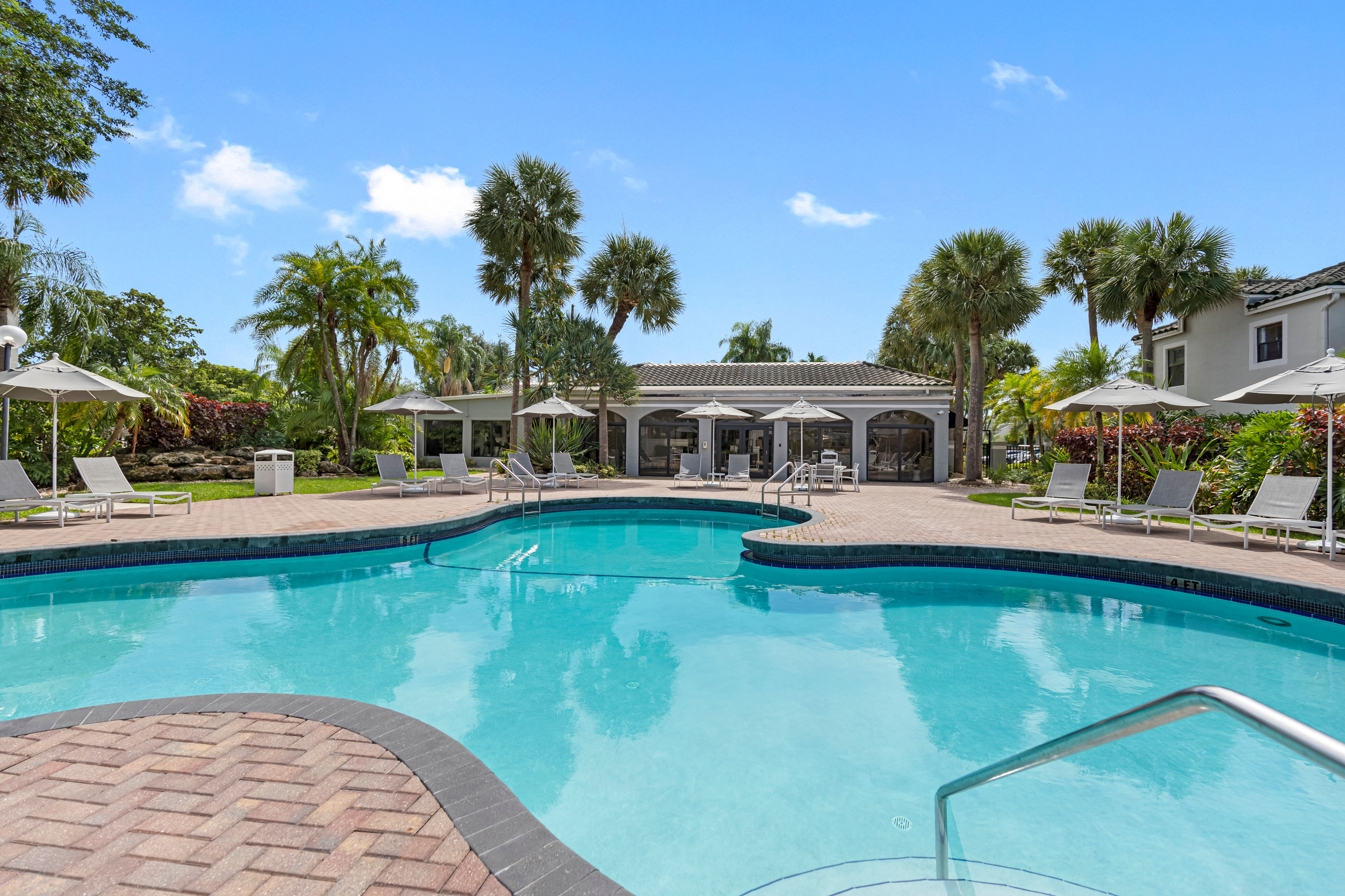 Stella Boca Raton Apartments 2 of 12
