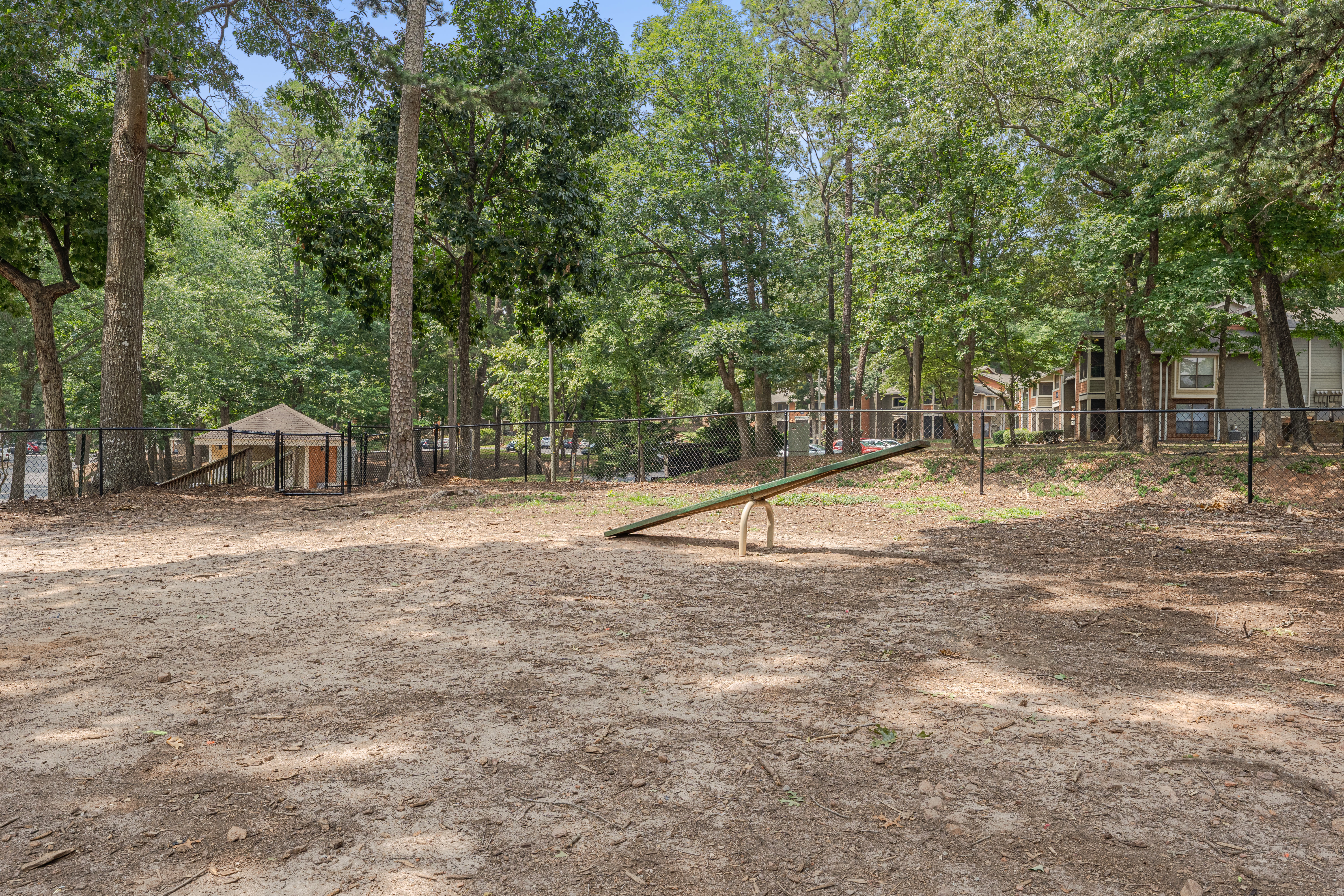 The Retreat at Lake Johnson Apartments 10 of 12