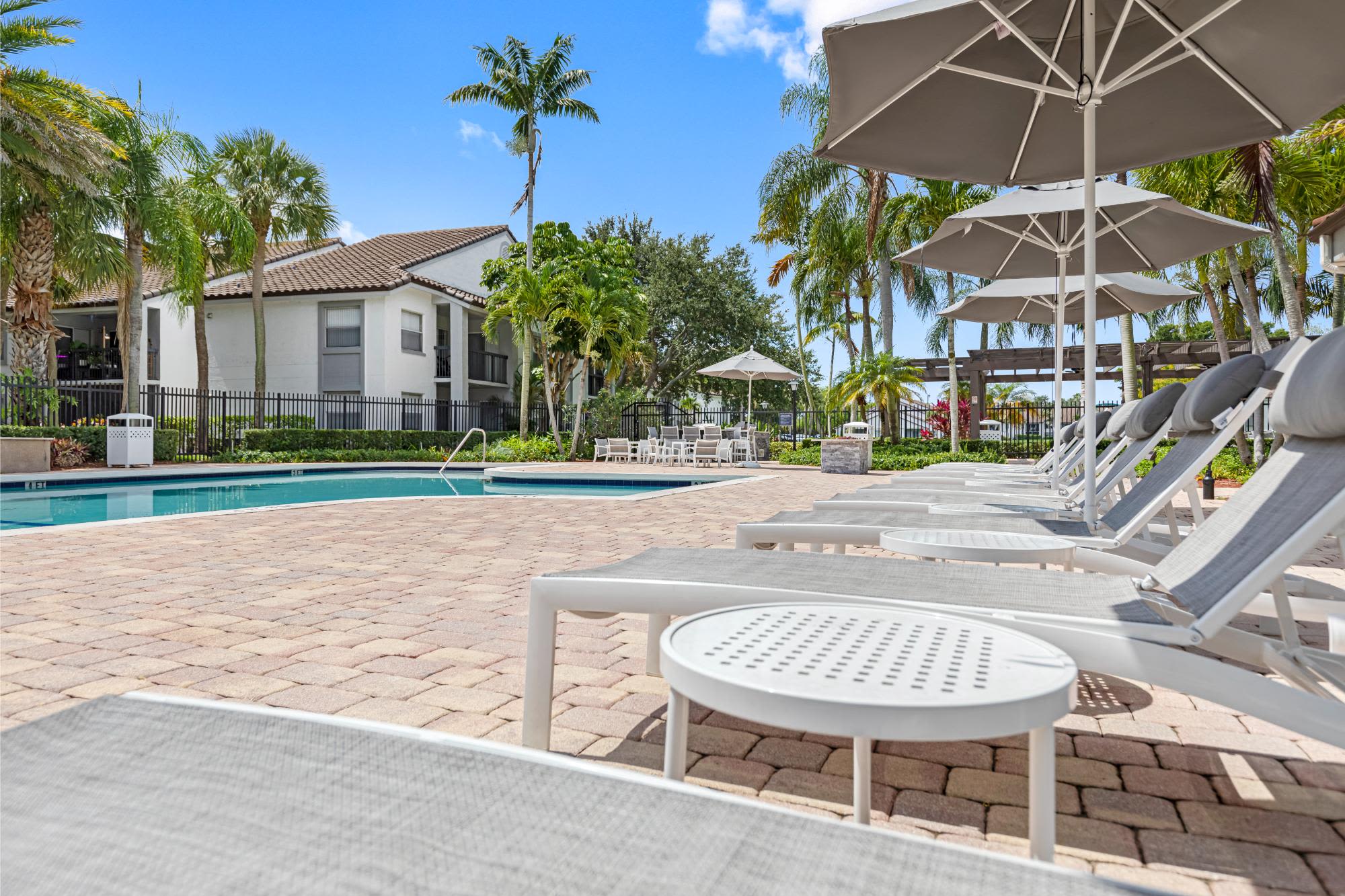 Centro at Davie Apartments 1 of 12