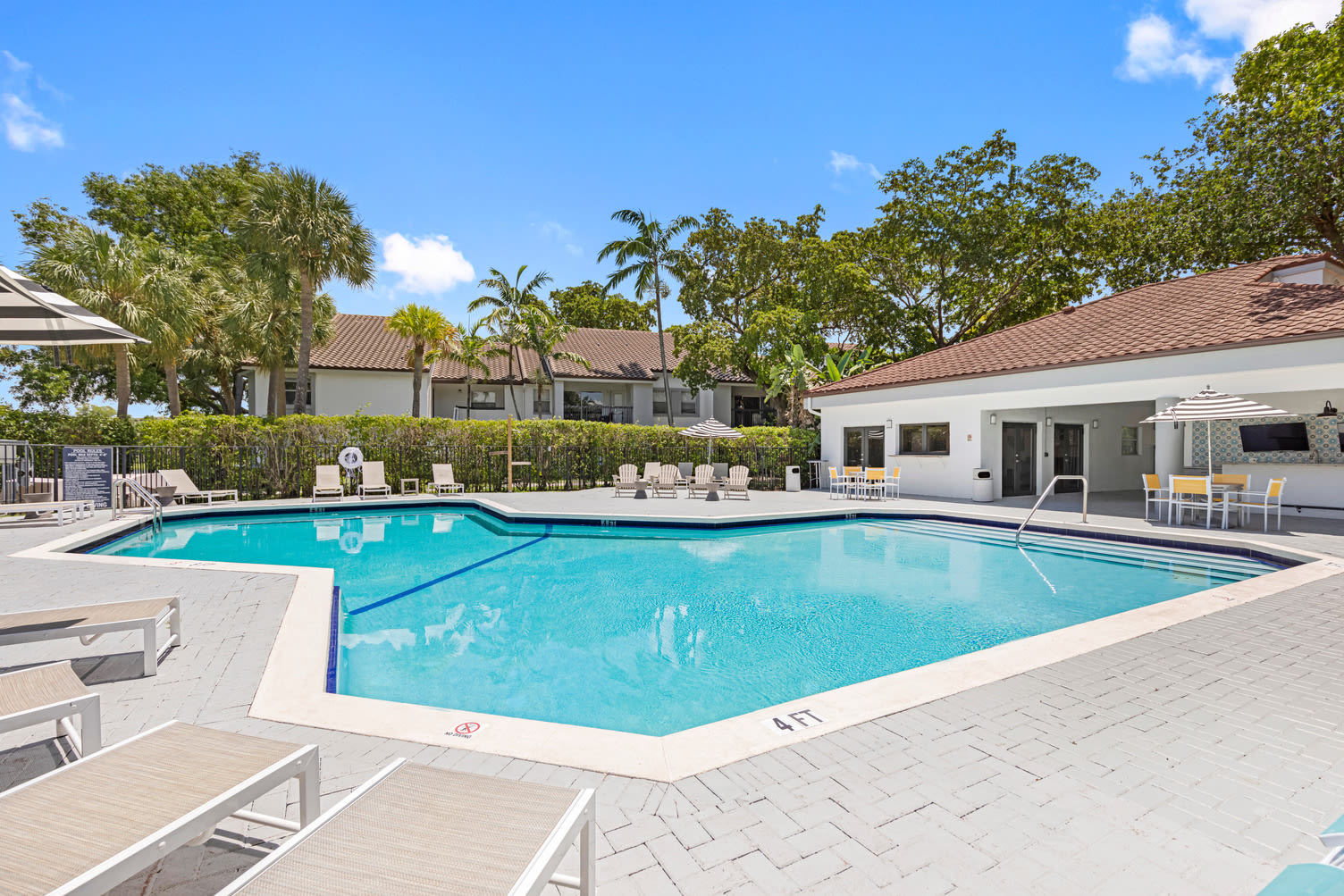 Centro at Davie Apartments 9 of 12
