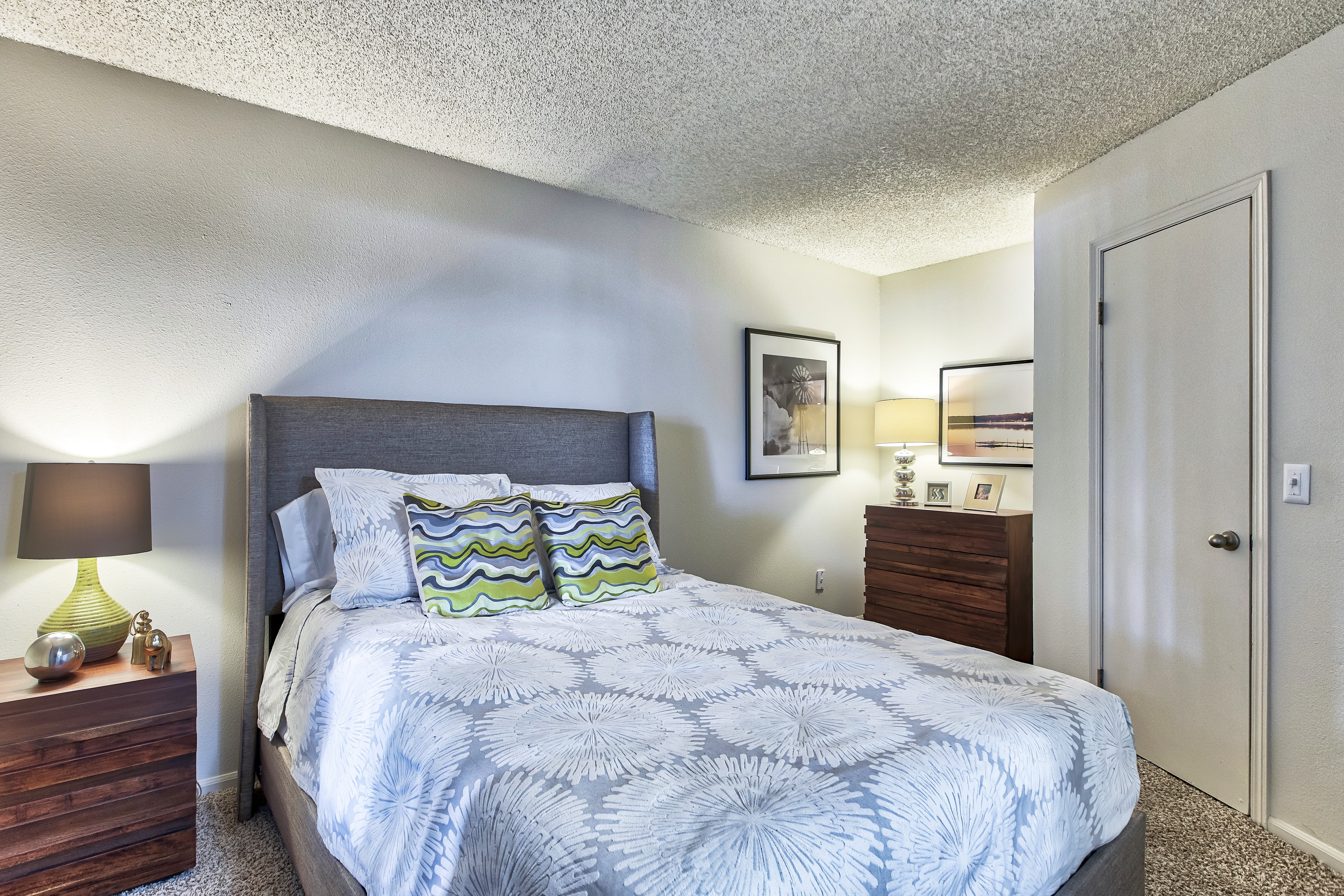 Keystone Apartments 5 of 6