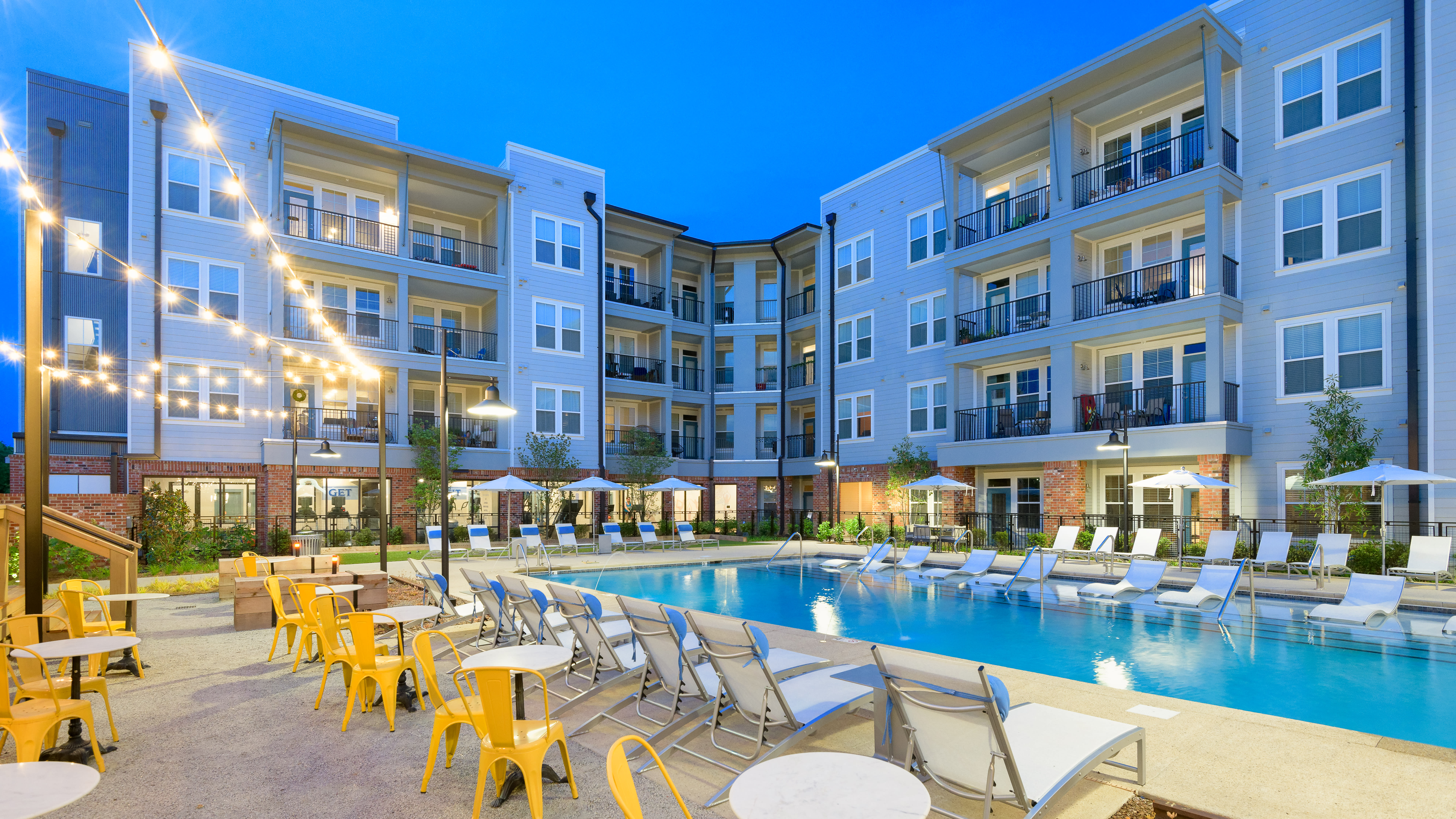 Pool at Bluebird Row
