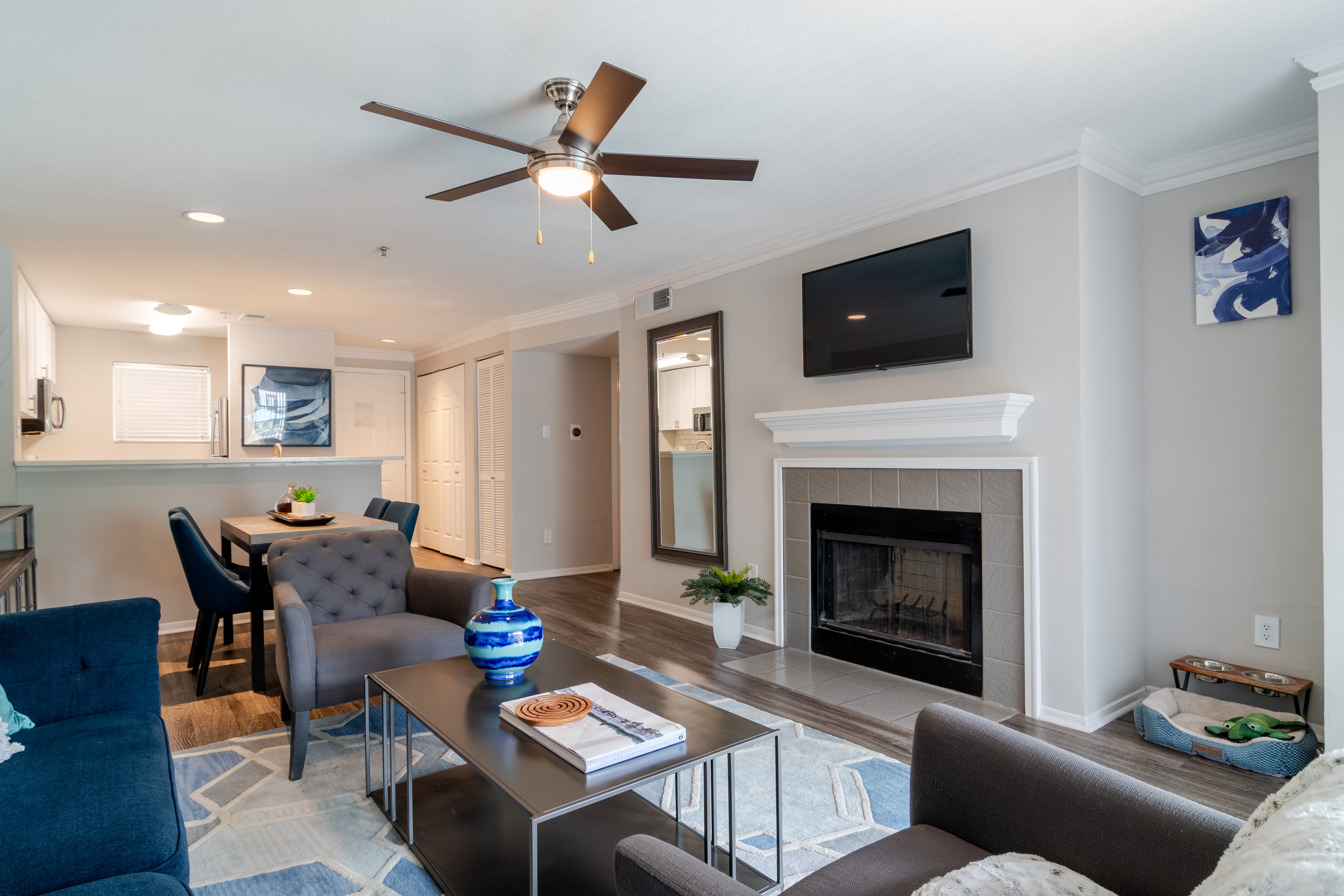 45Eighty Dunwoody Apartment Homes - 4580 Barclay Dr. - Dunwoody 5 of 6