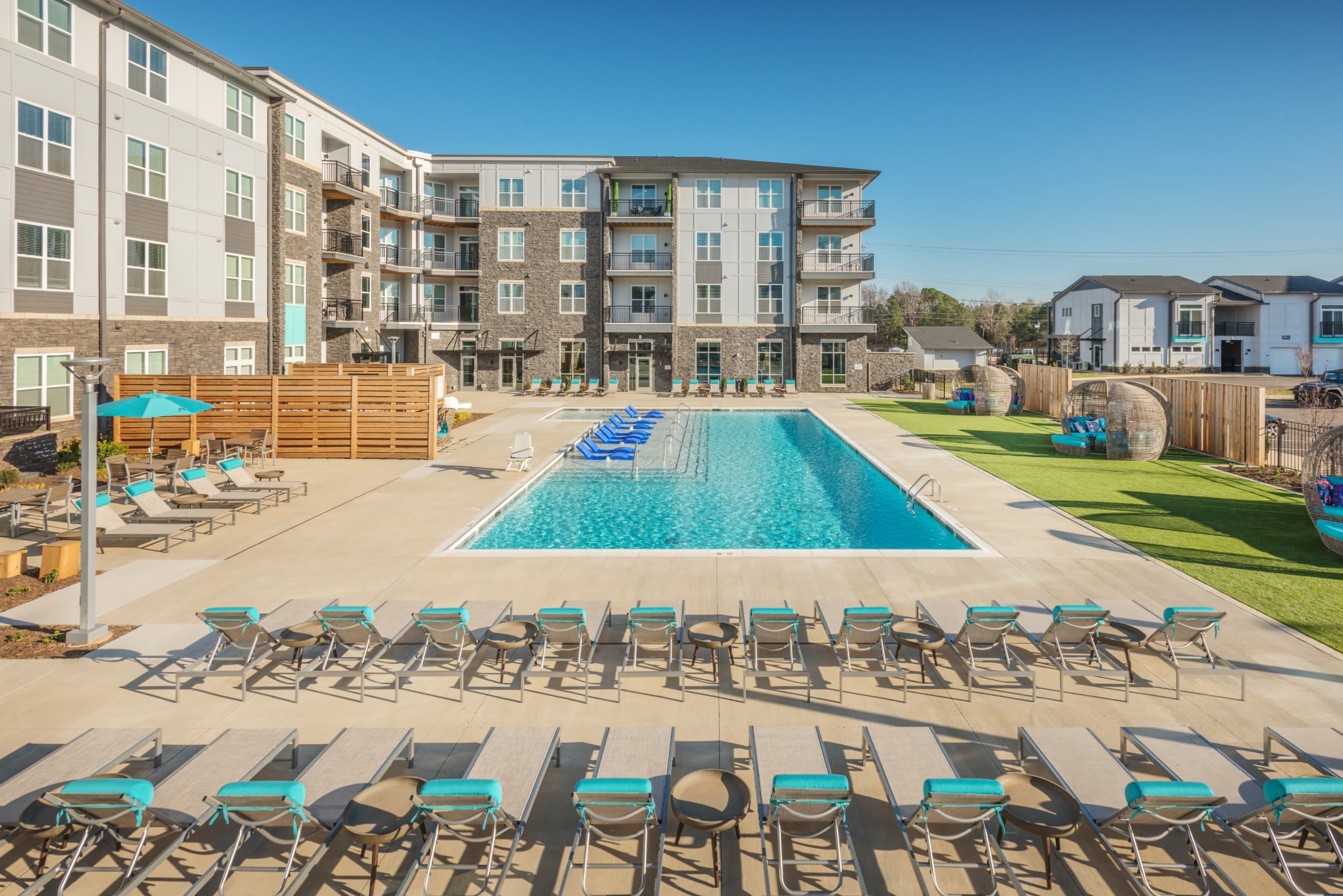Blu at Northline Apartments 2 of 12