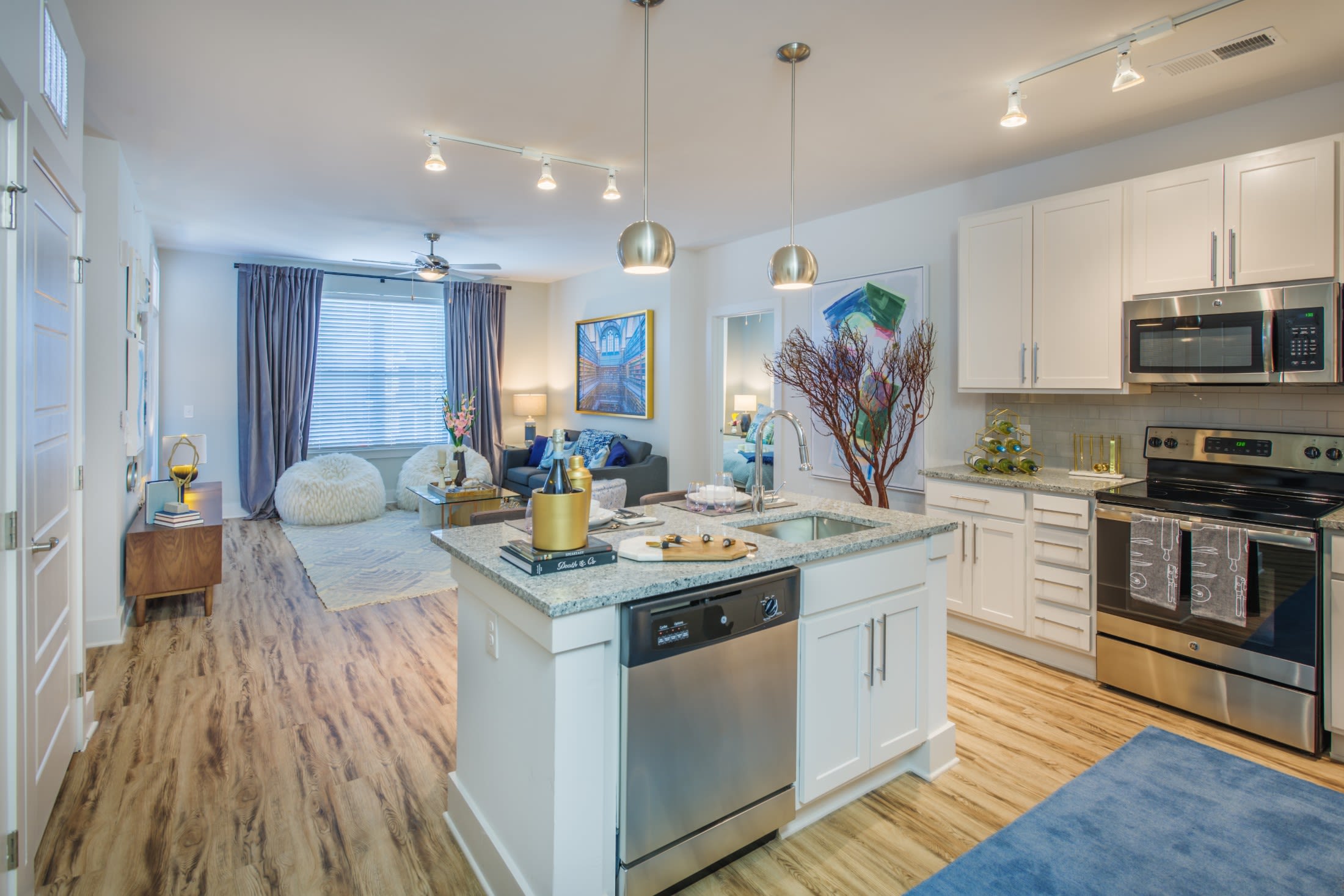 Blu at Northline Apartments 6 of 12