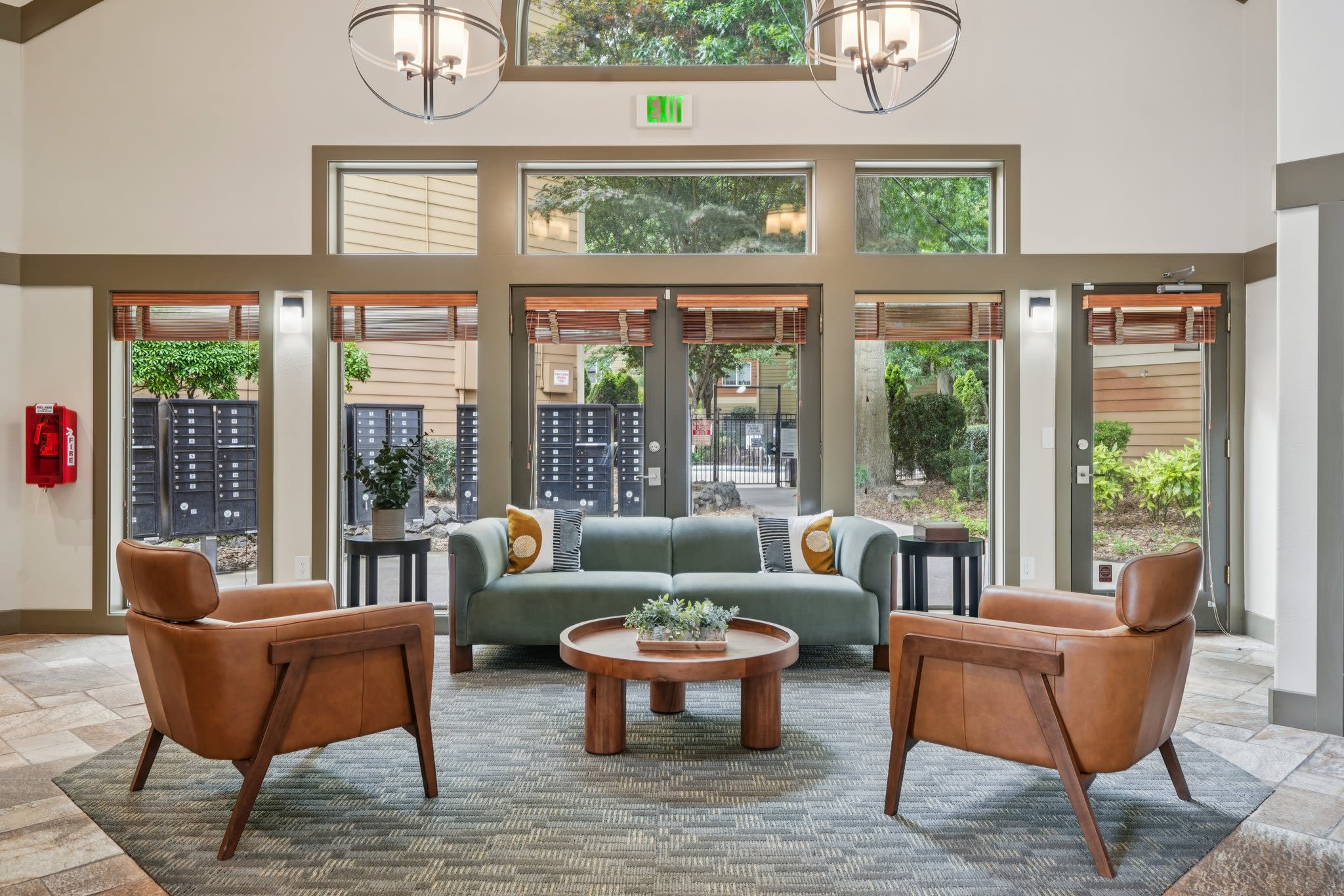 Arnada Pointe 2 of 8
