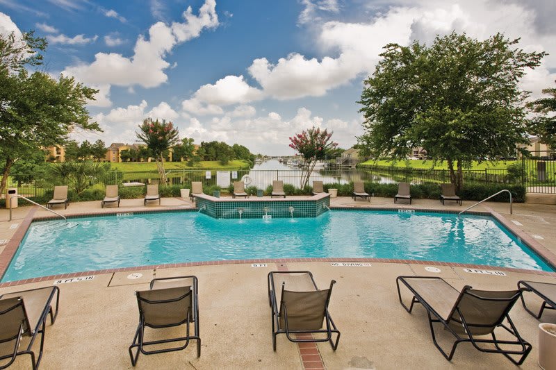 Signature Point Apartments 3 of 3