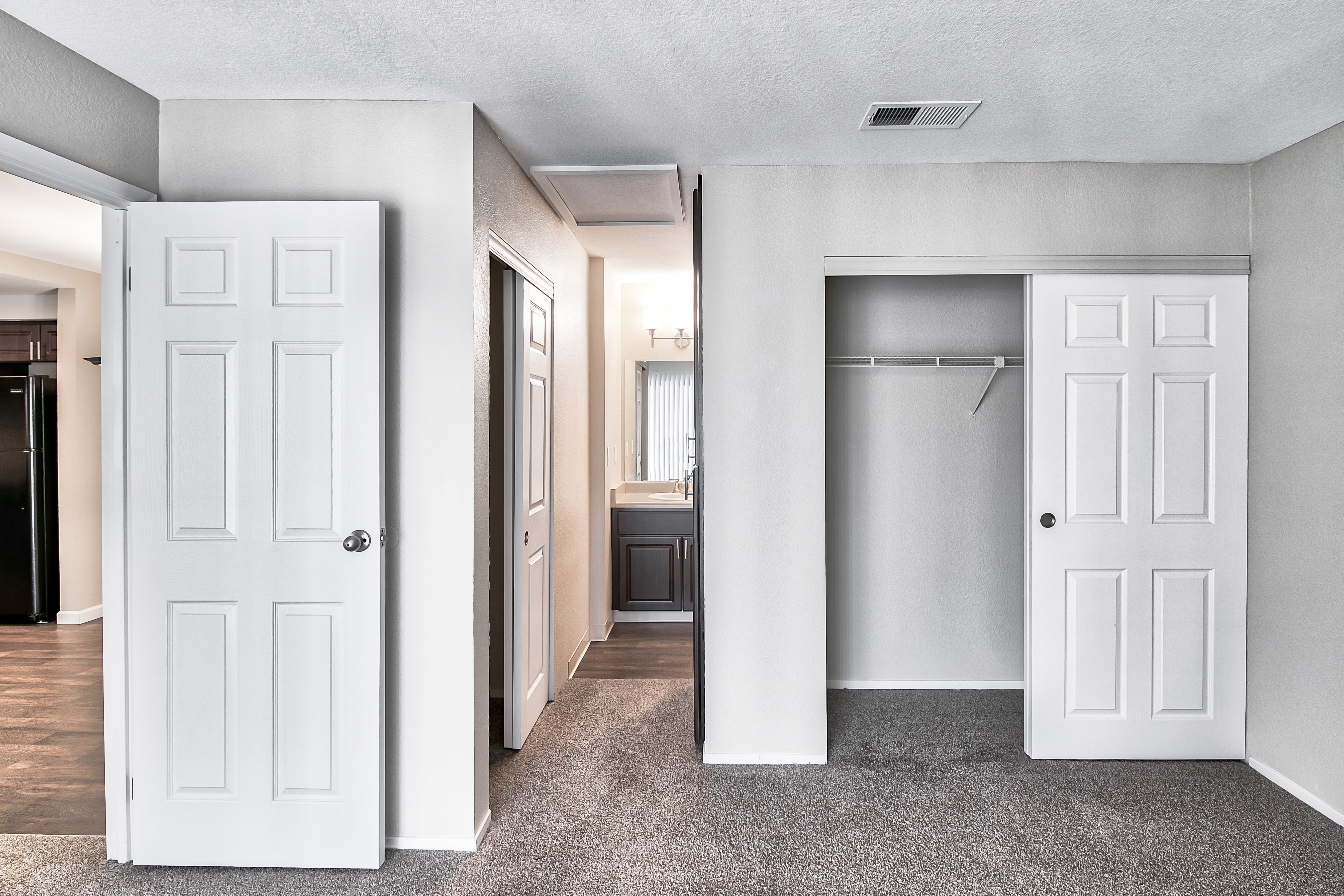The Lodge at McCarran Ranch Apartment Homes 4 of 6