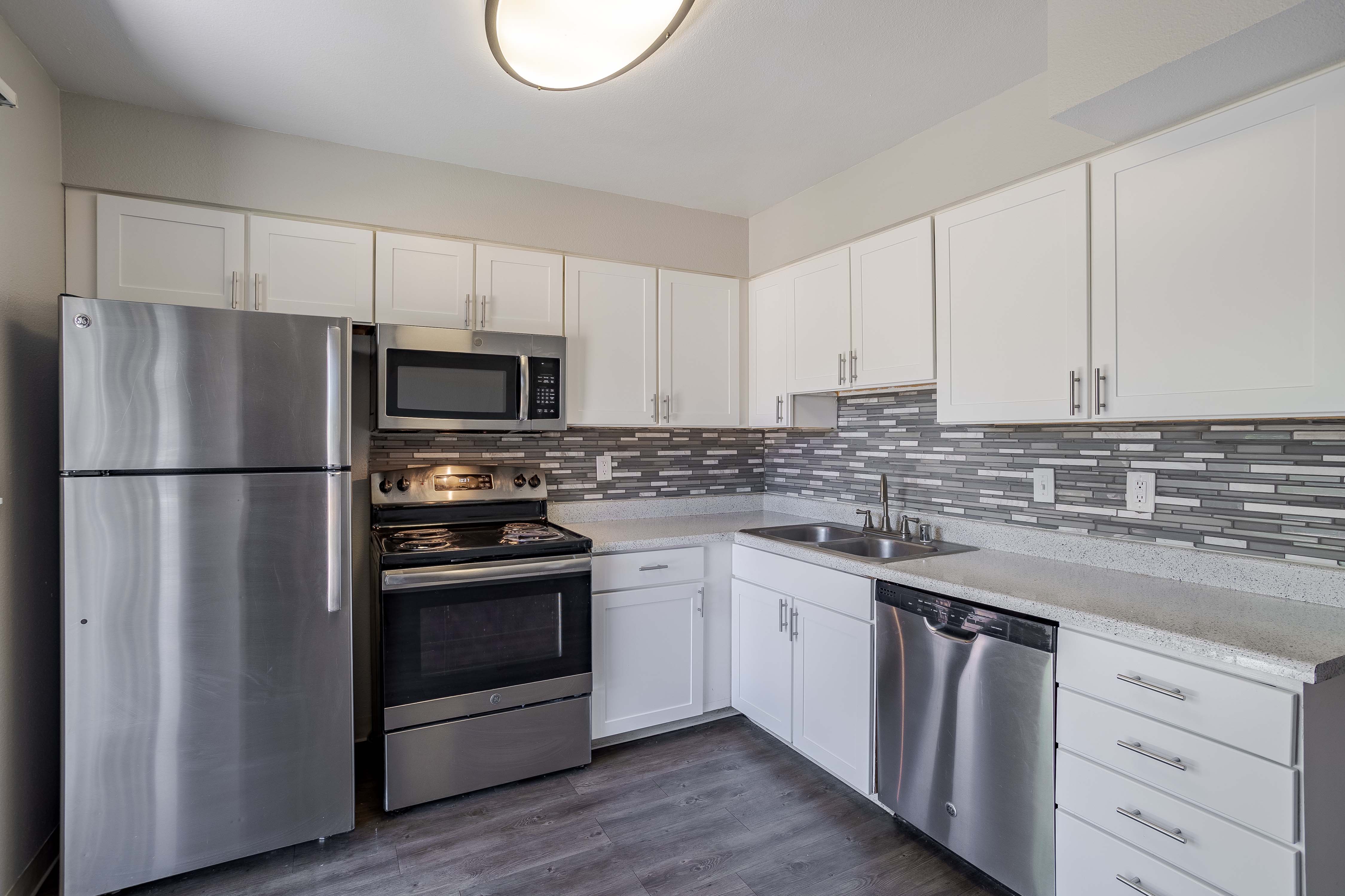 Broadmoor Ridge Apartment Homes 3 of 6