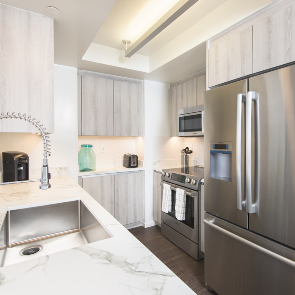View 2 Bedroom apartments at 255 Grand in Los Angeles, California