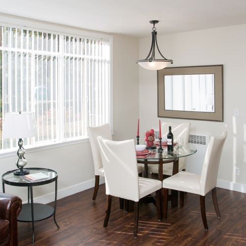 Dining table at Park Royal in San Mateo, California