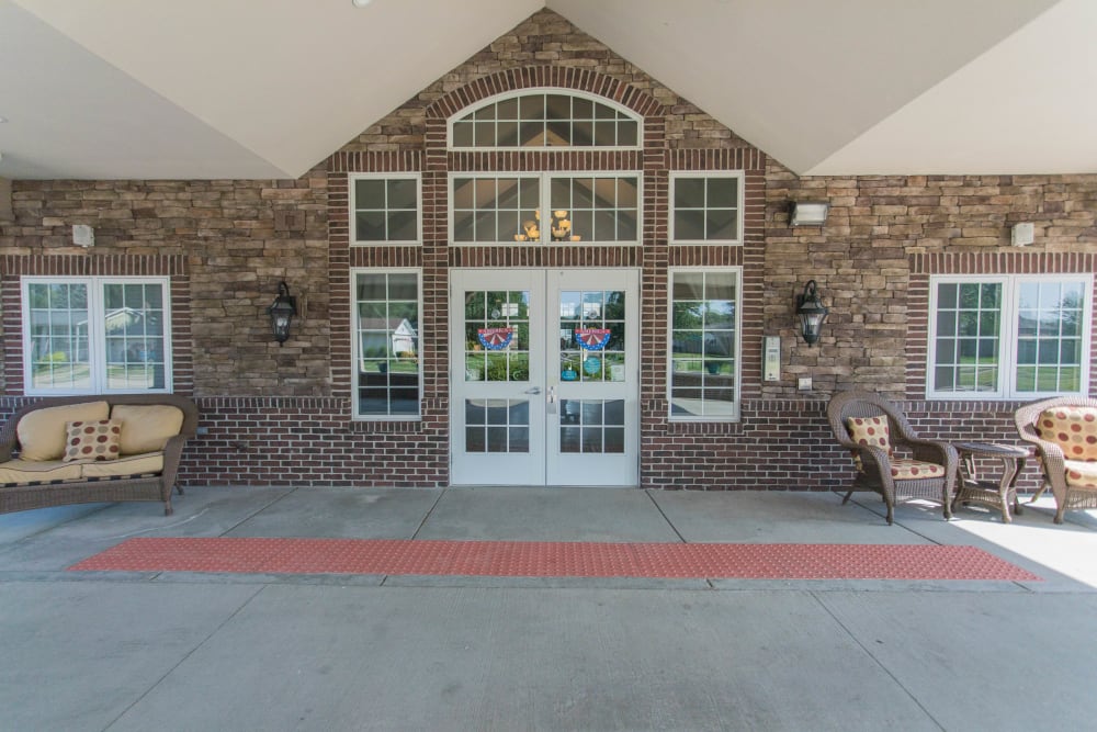 Main entrance at the driveway to Villas of Holly Brook Effingham in Effingham, Illinois
