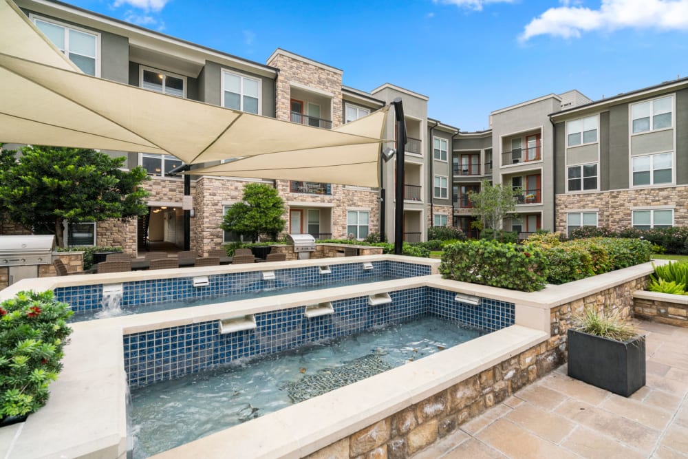 Water fountain at Olympus Grand Crossing in Katy, Texas