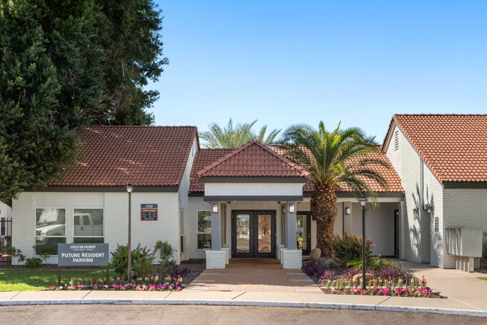 Entrance to the leasing office at Cielo on Gilbert in Mesa, Arizona
