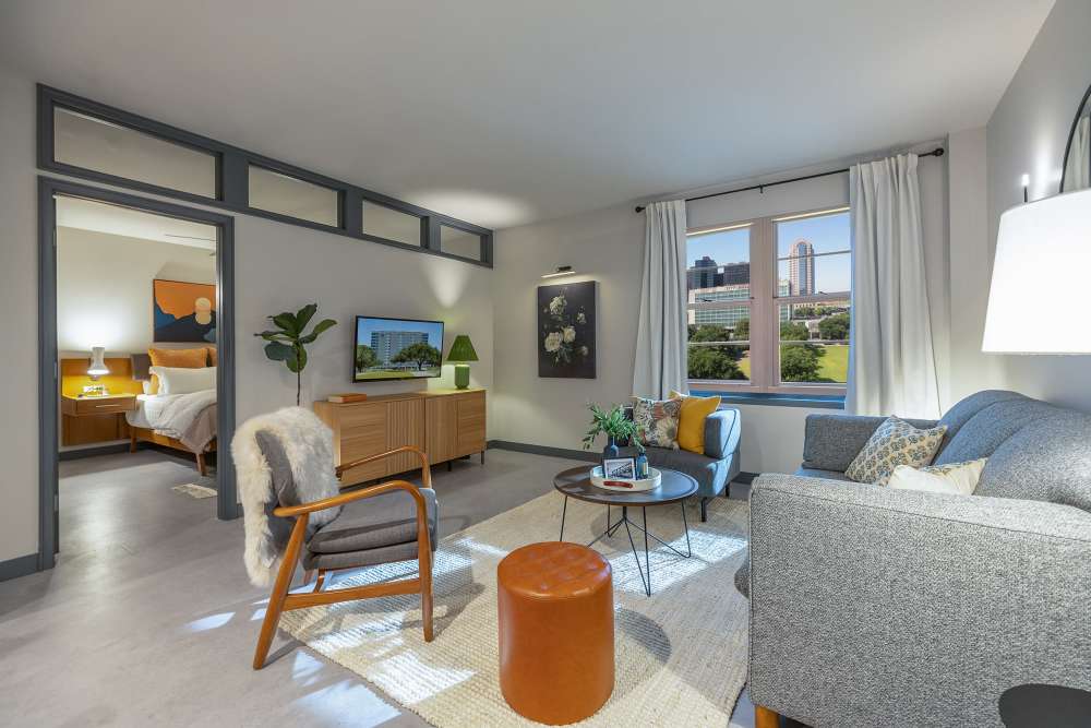 Apartment living room-bedroom at Thirteen15 in New Orleans, Louisiana