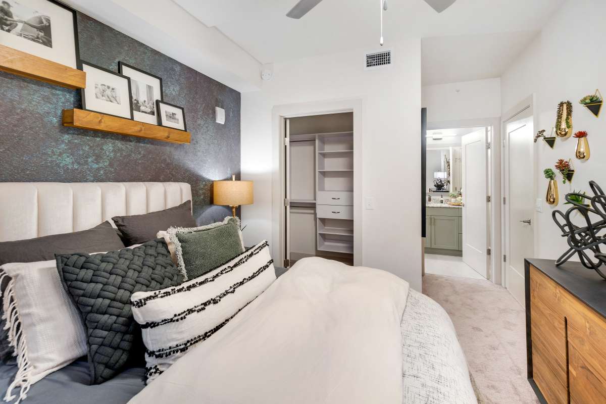 Bedroom with ceiling fan at Vireo in Atlanta, Georgia